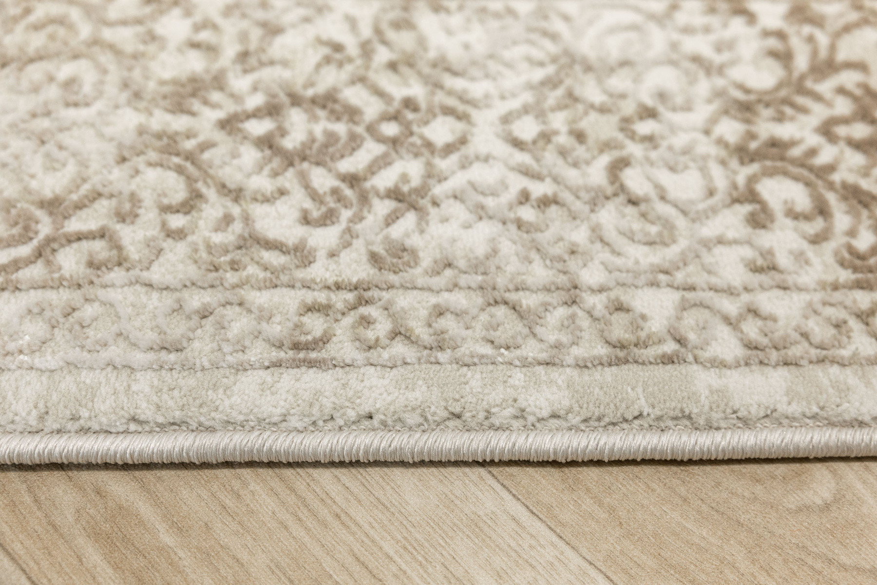 Koberec Allora Plus 7754A Ornament béžový / krémový