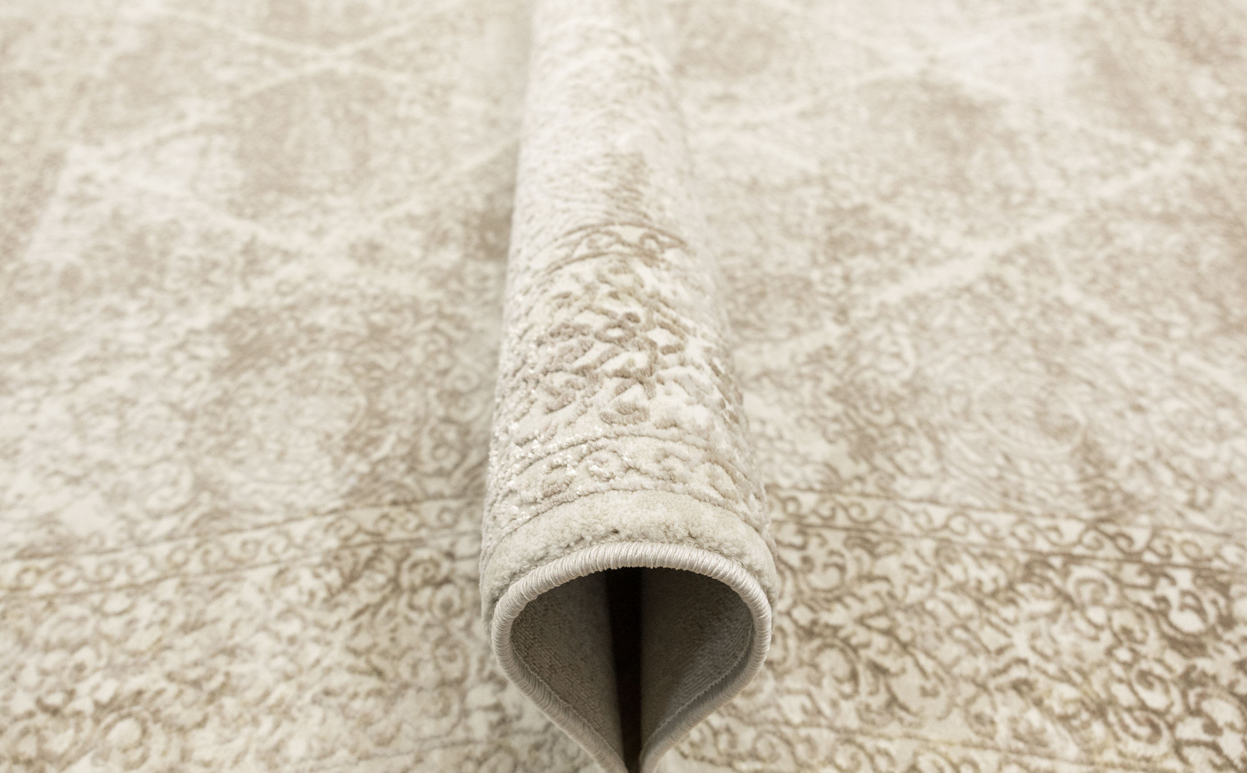 Koberec Allora Plus 7754A Ornament béžový / krémový