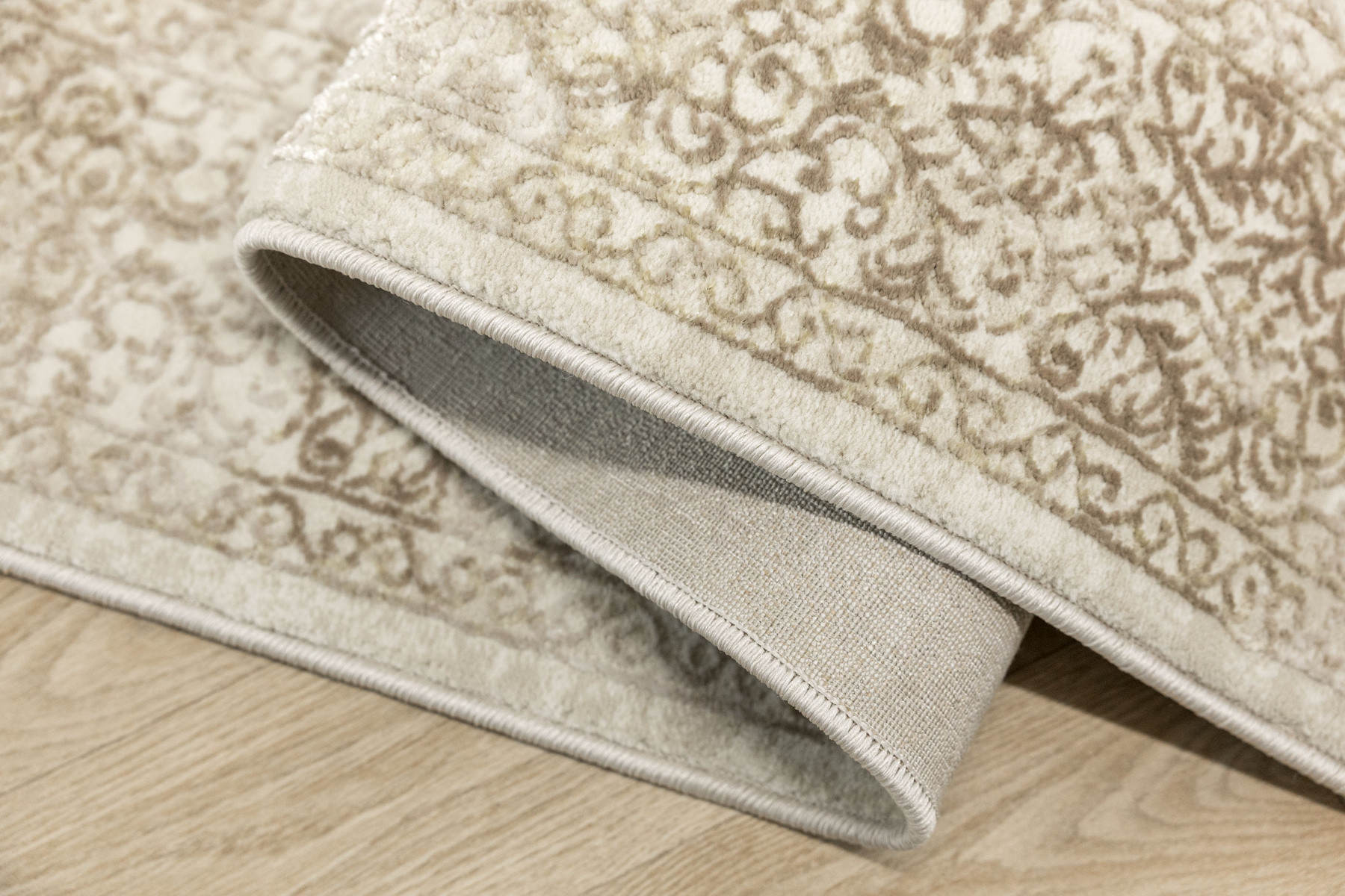 Koberec Allora Plus 7754A Ornament béžový / krémový