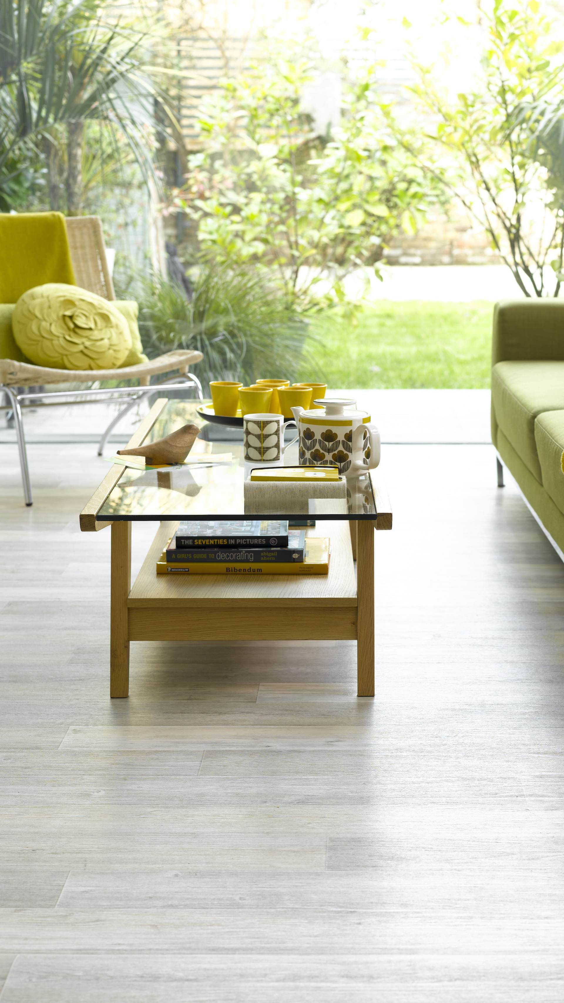 PVC podlaha ESSENTIALS 300 smrk béžový