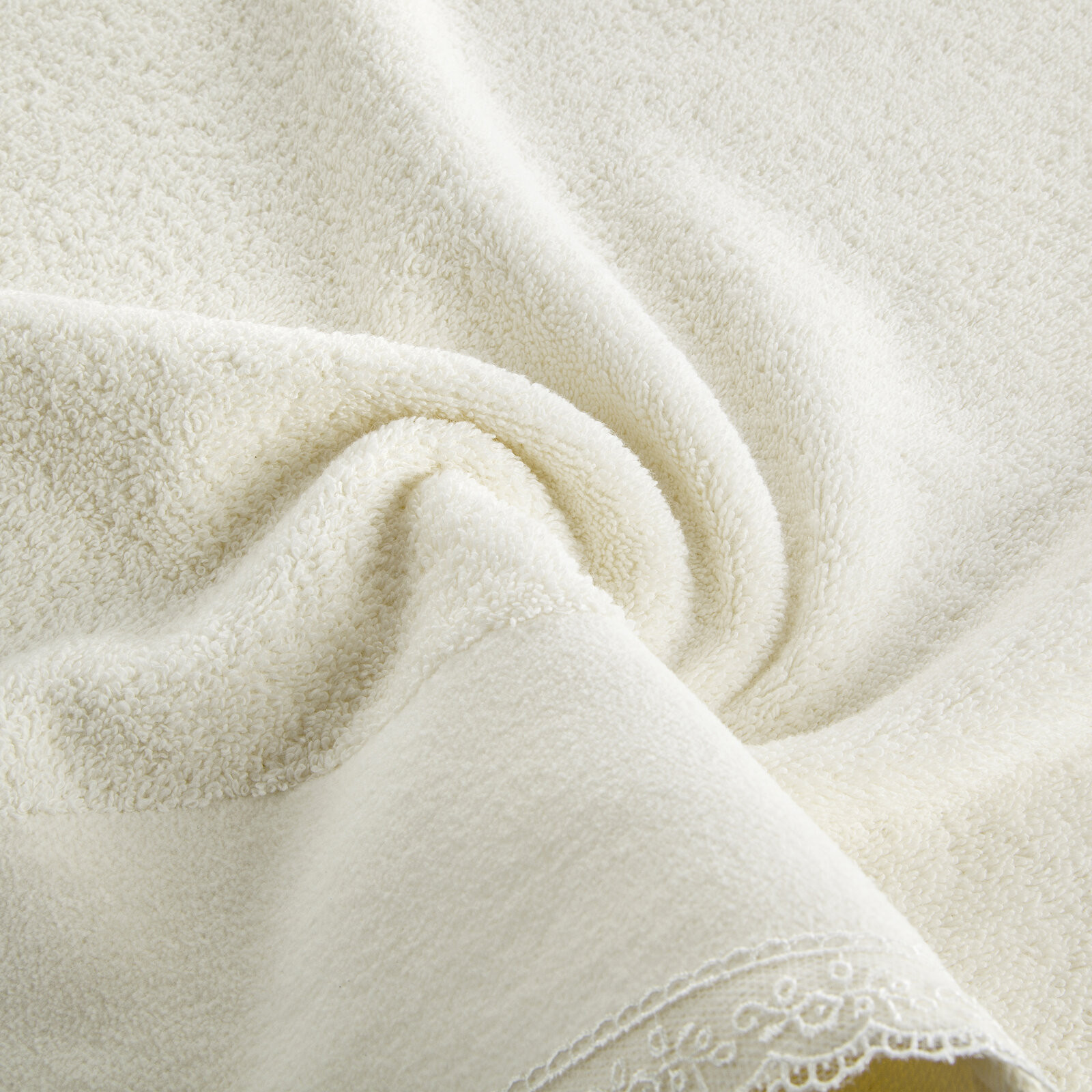 Sada ručníků EMI 02 krémová