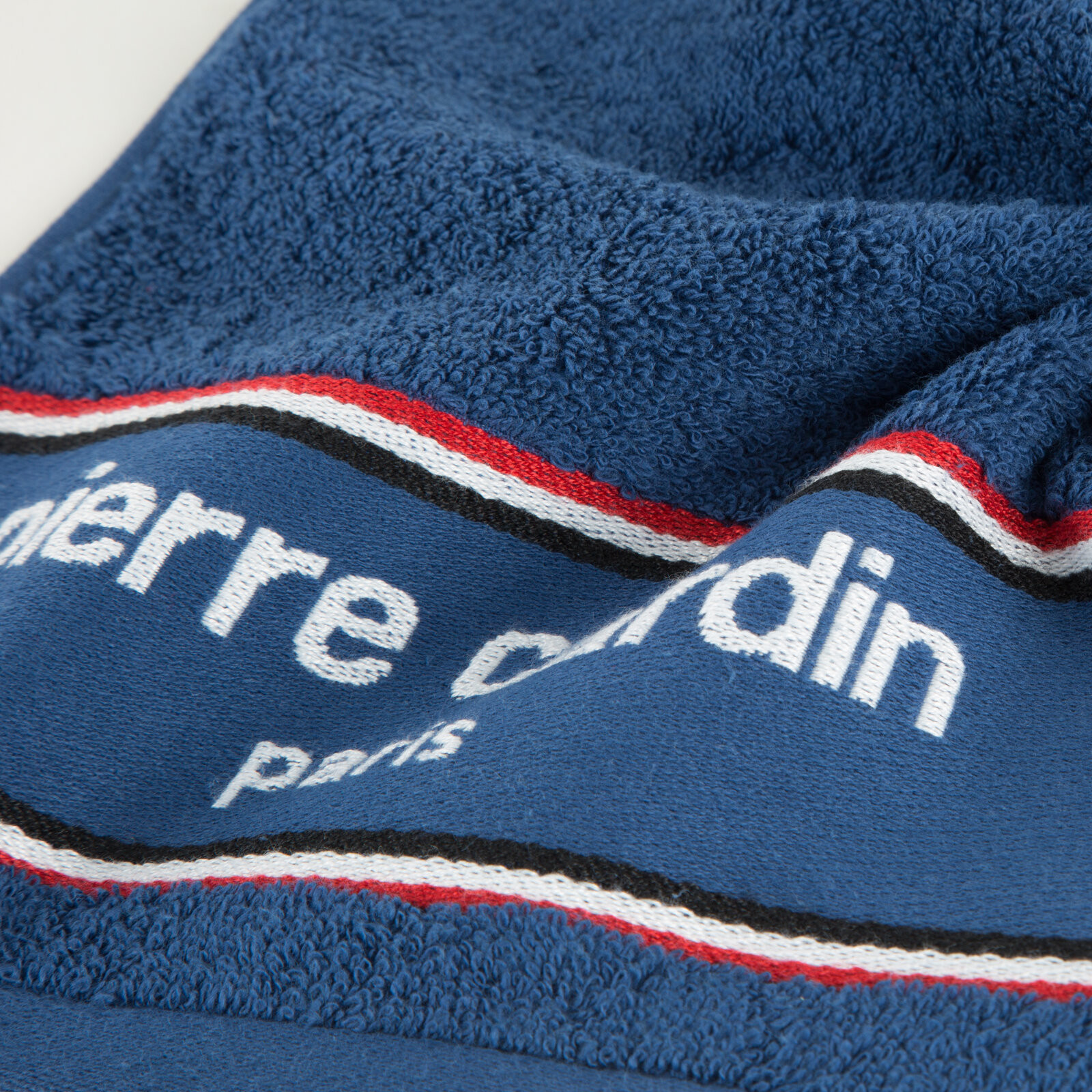 Ručník PIERRE CARDIN KARL granátový