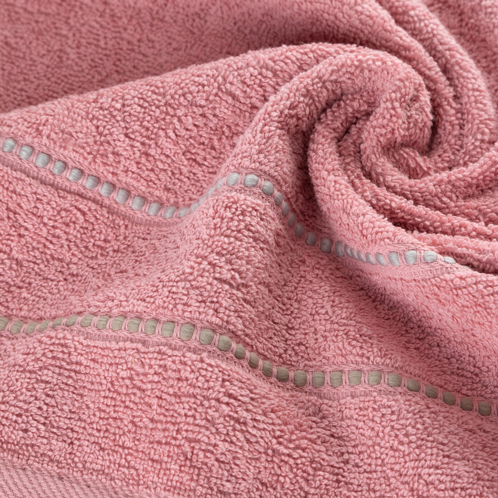 Sada ručníků SUZI 11 pudrová