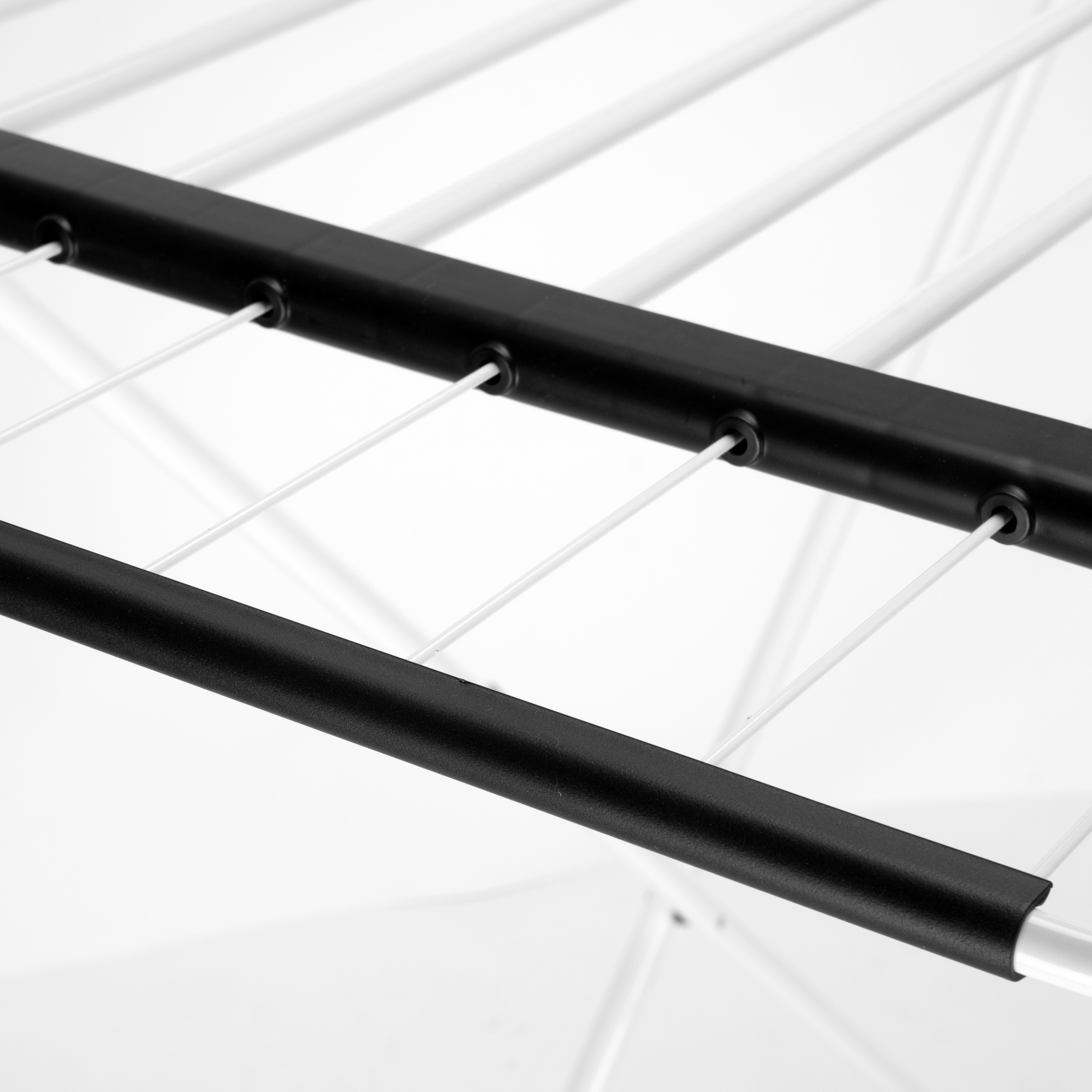 Výsuvný sušák na prádlo ARIA bílý