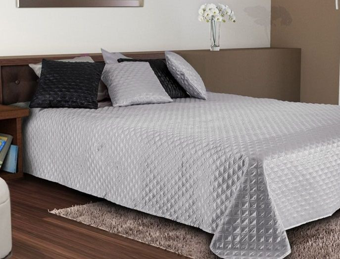 Saténový přehoz Palermo stříbrný / šedý