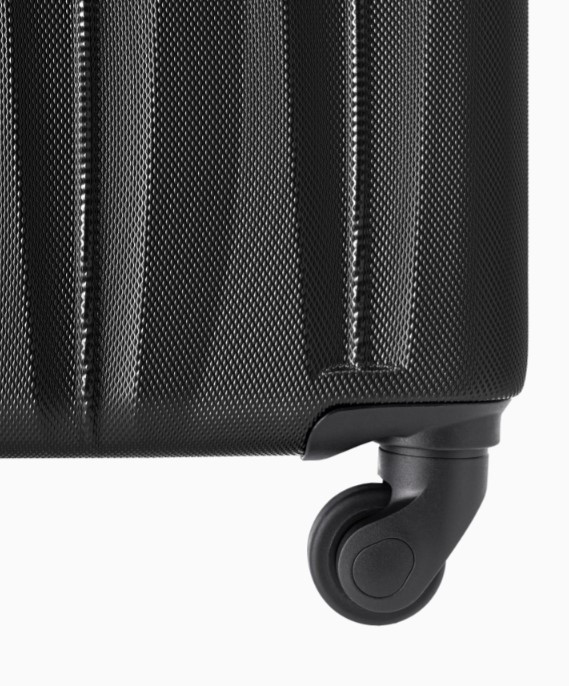 Velký černý kufr Bali s drážkami