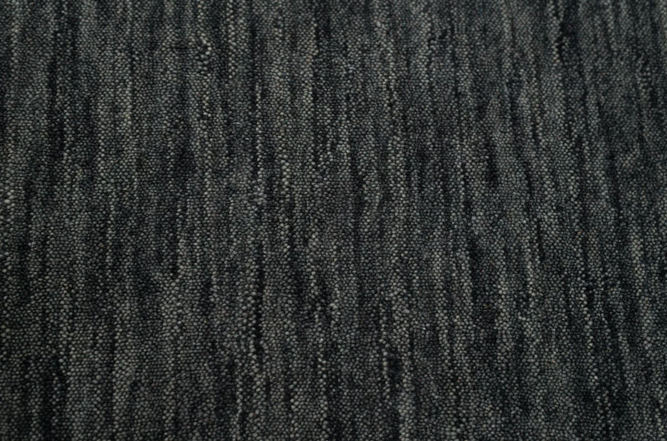 Koberec HOLI tmavě šedý