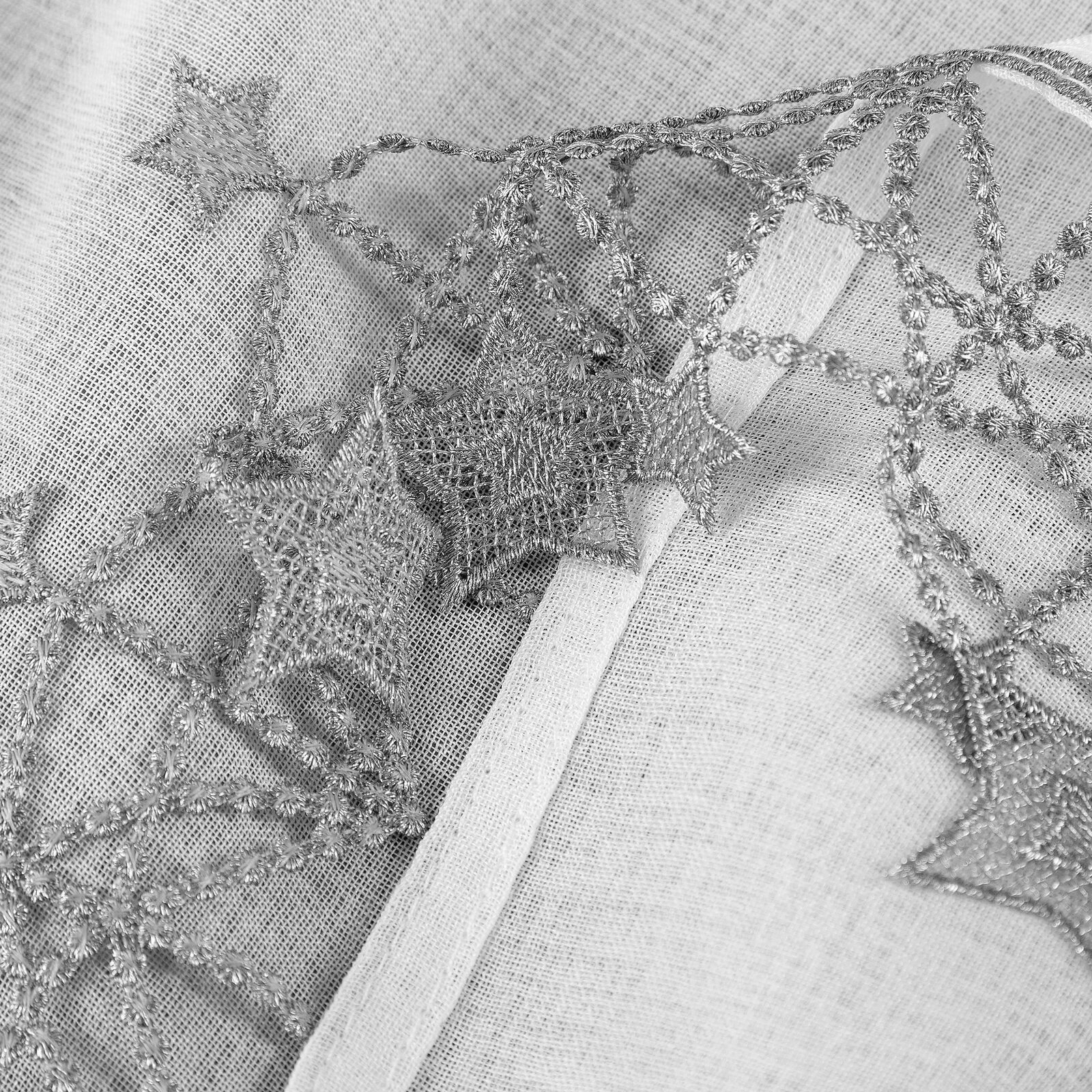 Hotová záclona XMAS bíla / stříbrná - s tunelem