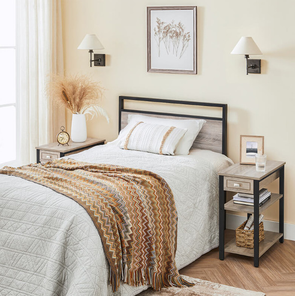 Úzký stolek se zásuvkou LET313B02