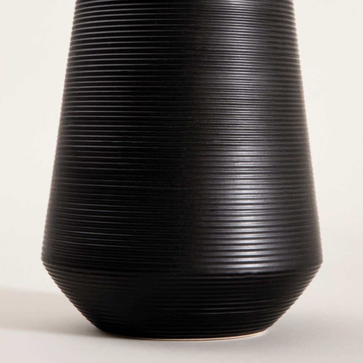 Váza GIA černá 752506