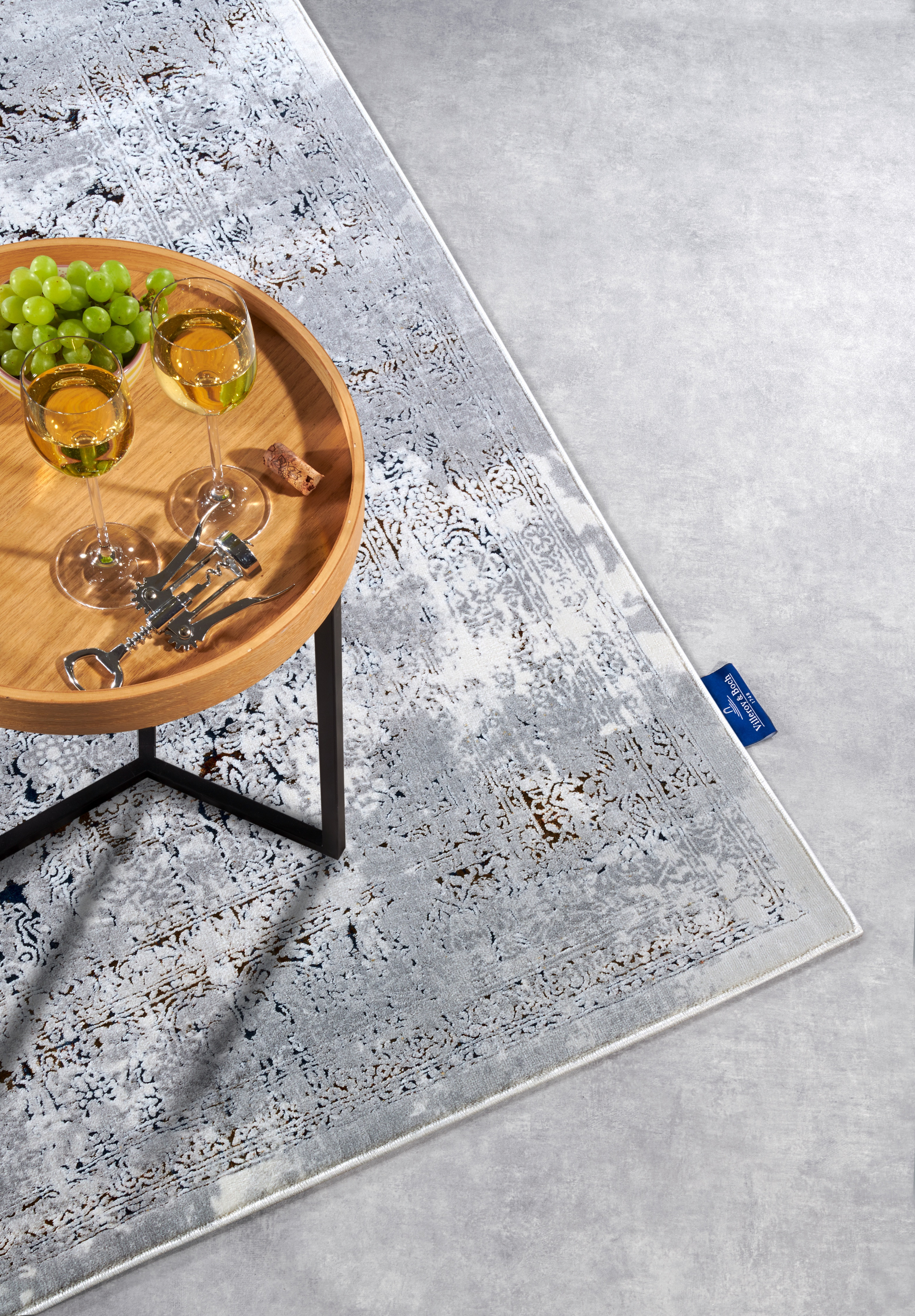 Koberec Villeroy & Boch Kollektion 1809 Wendelin krémový / vícebarevný