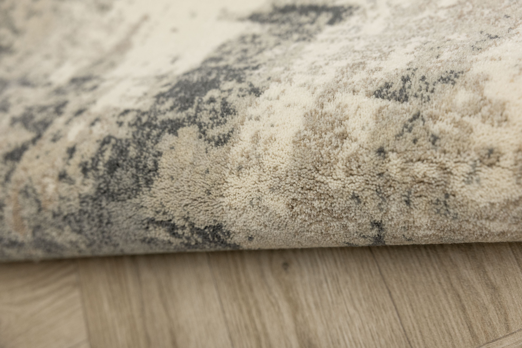 Koberec Agnella Isfahan Leno beton, šedý