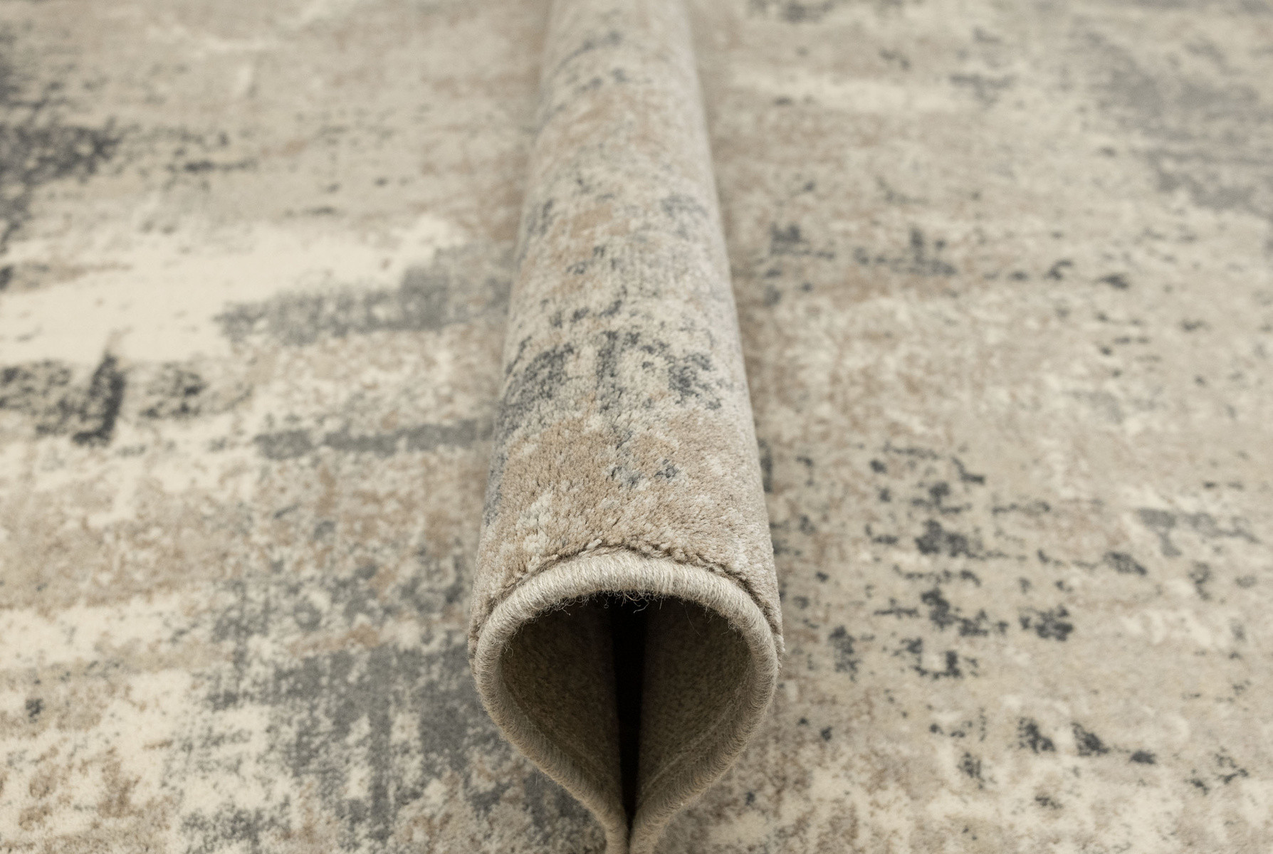 Koberec Agnella Isfahan Leno beton, šedý