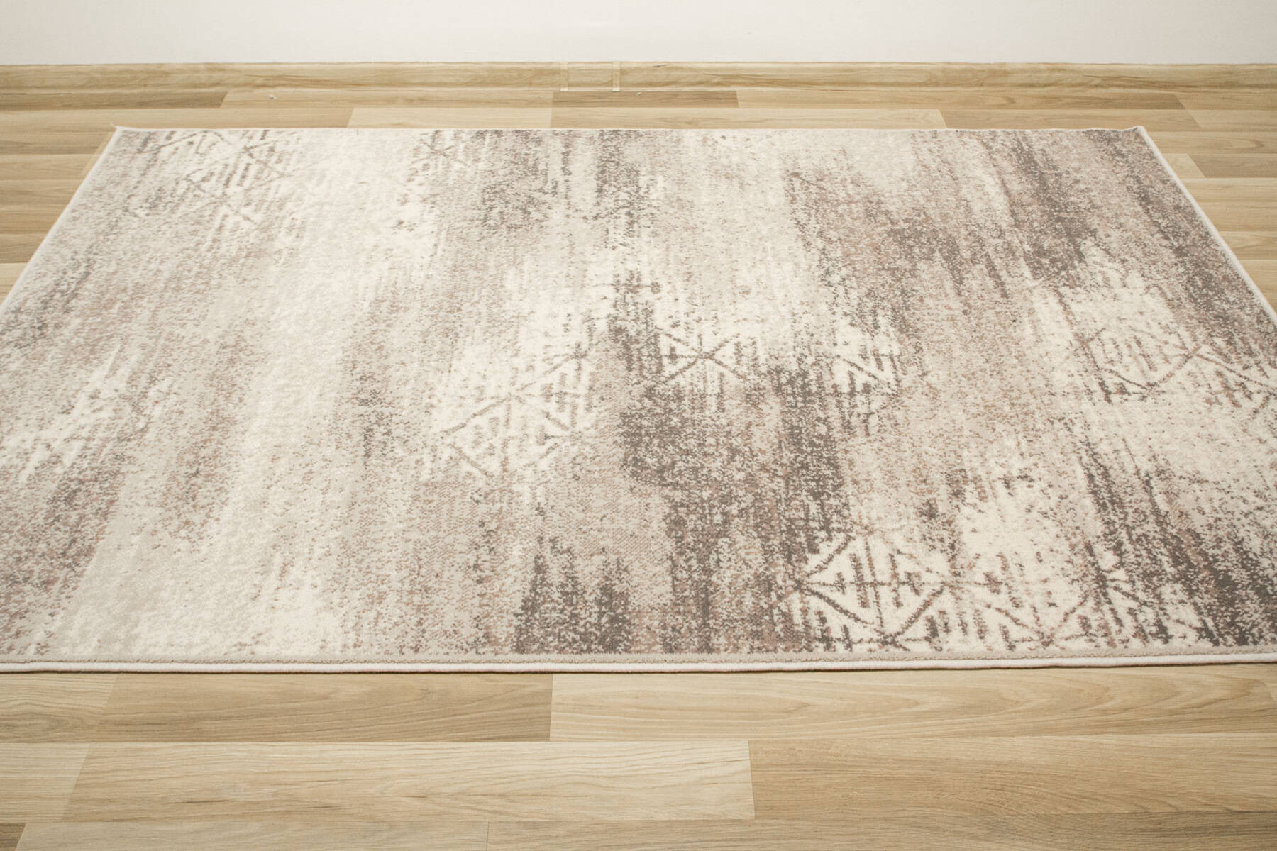 Koberec Dywilan Raw 4 Silver šedý / krémový