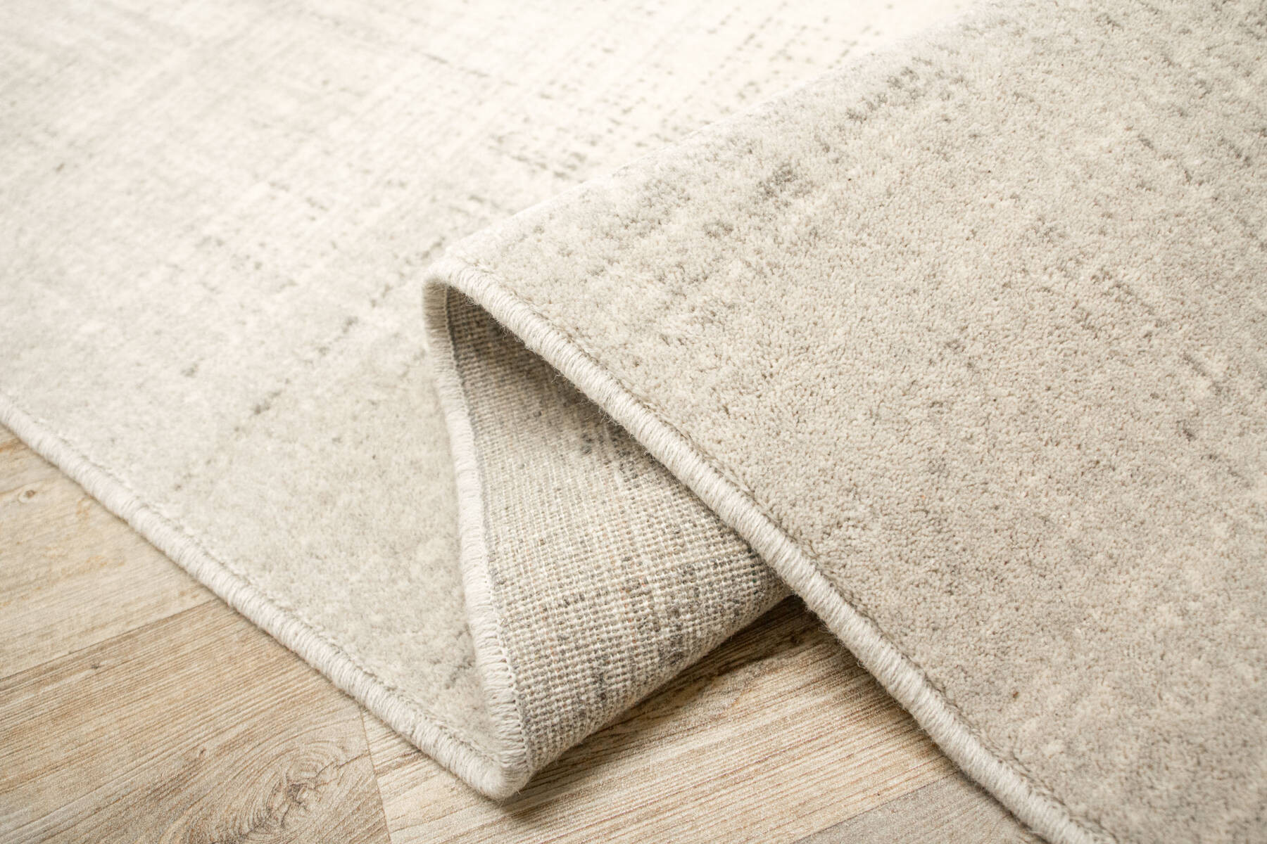 Koberec Isfahan-M Rite popelový / šedý / krémový