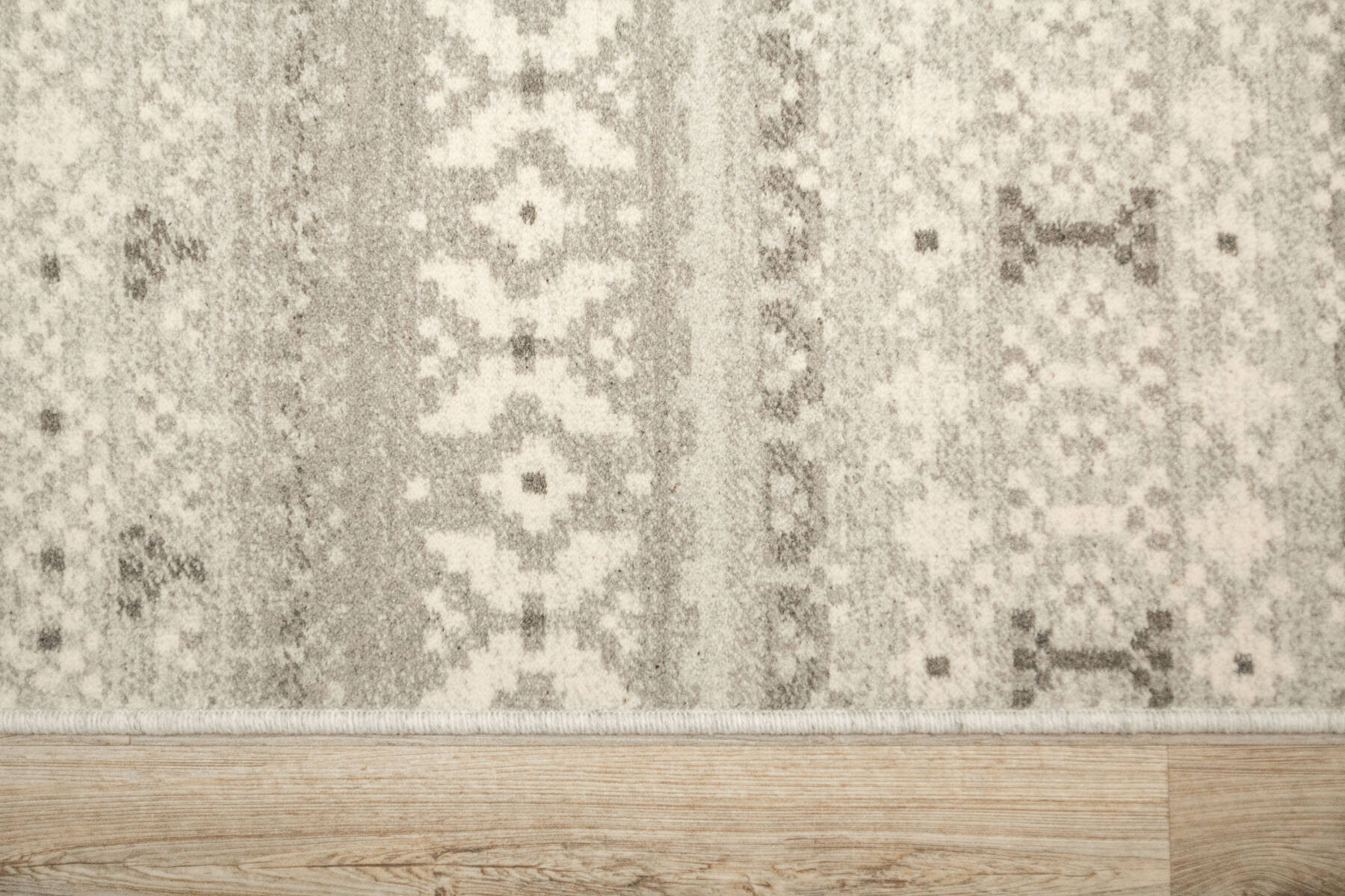 Koberec Tempo Natural-F Poncho Etno světle šedý