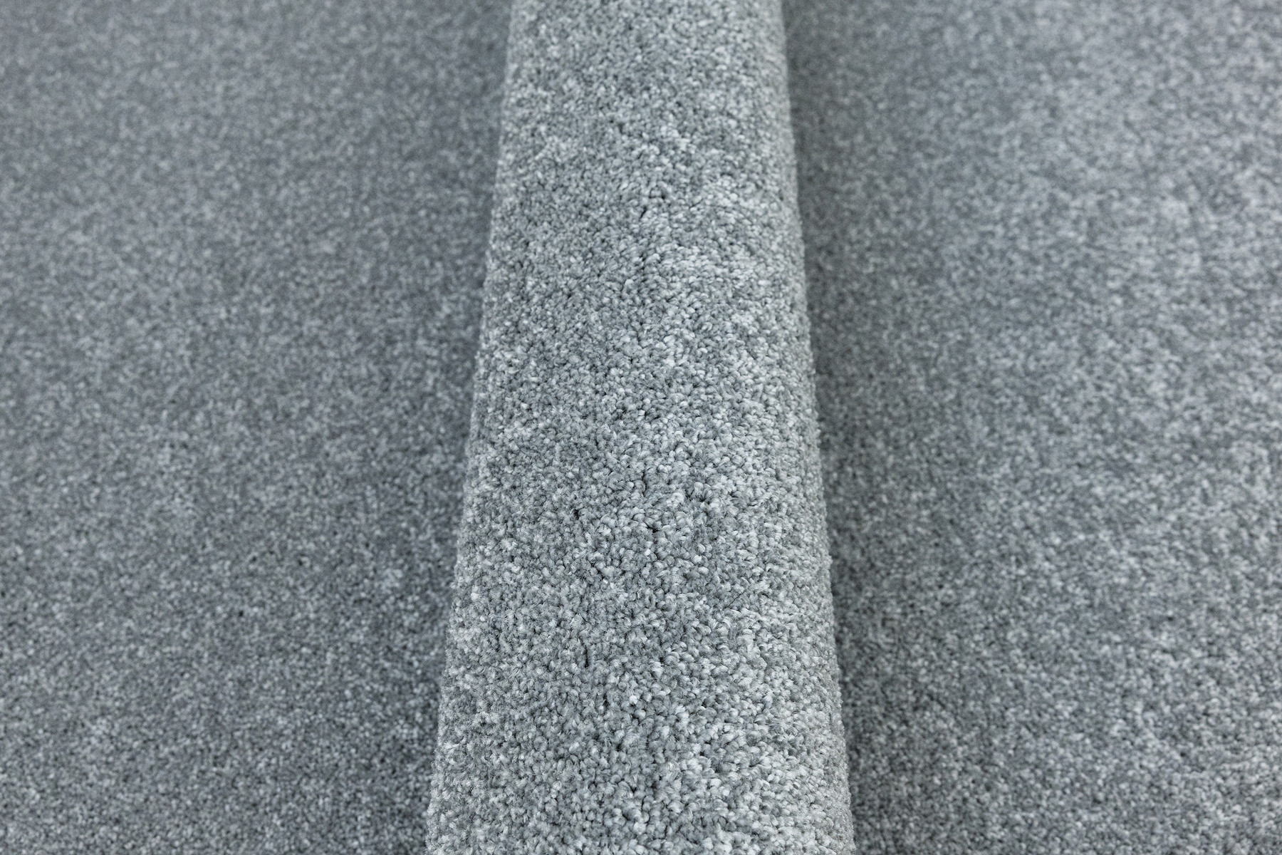 Metrážový koberec BRIGHTON 275 šedý