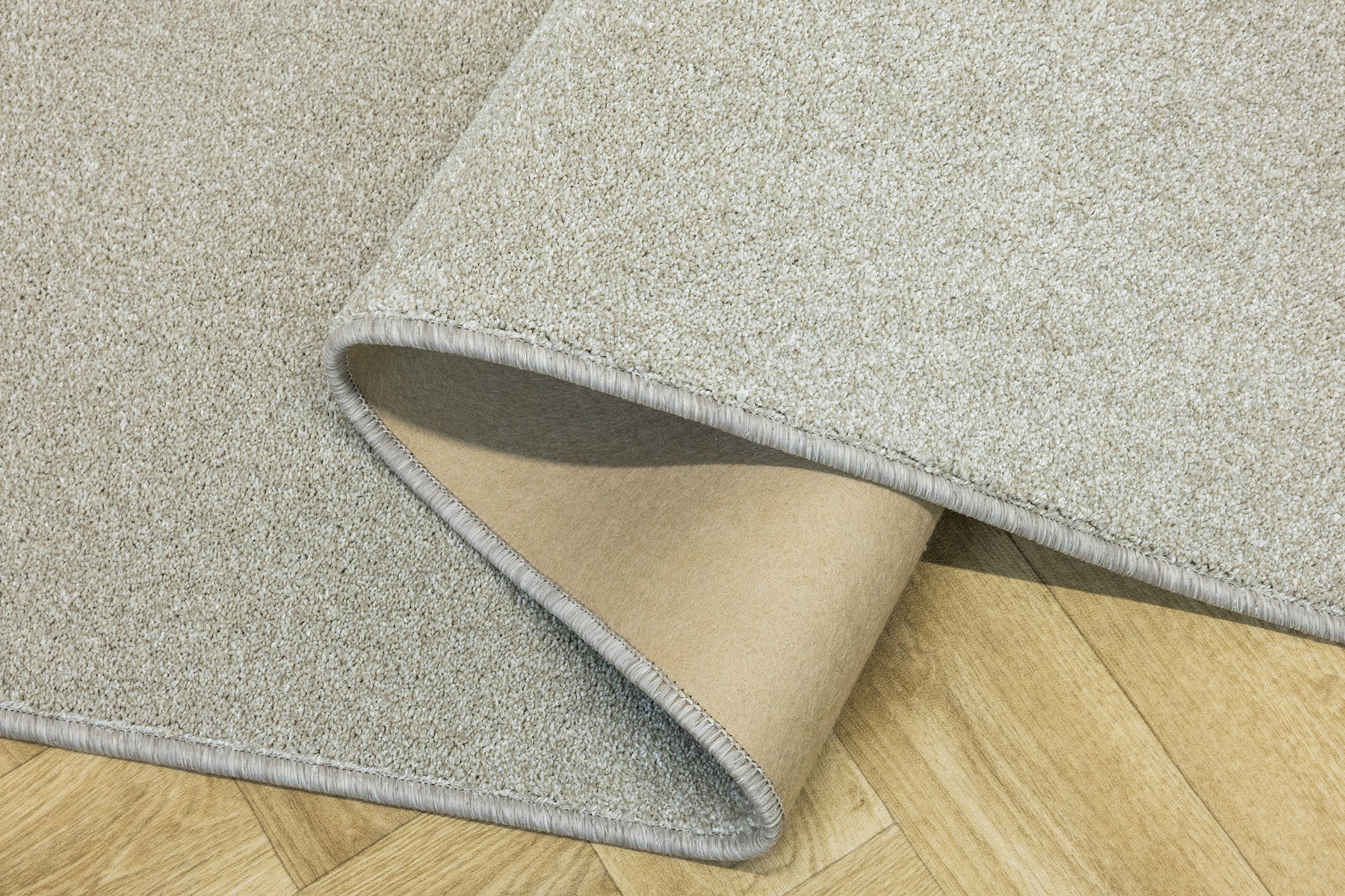 Metrážový koberec DOMINGO 172 béžový / krémový