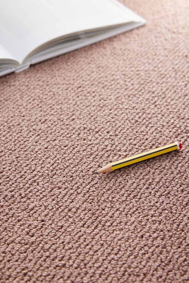 Metrážový koberec ITC Aura 68