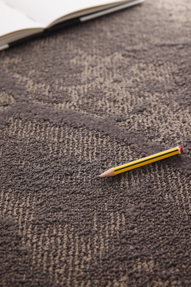 Metrážový koberec ITC Marble Fusion 47