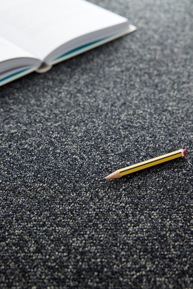 Metrážový koberec ITC Master 198