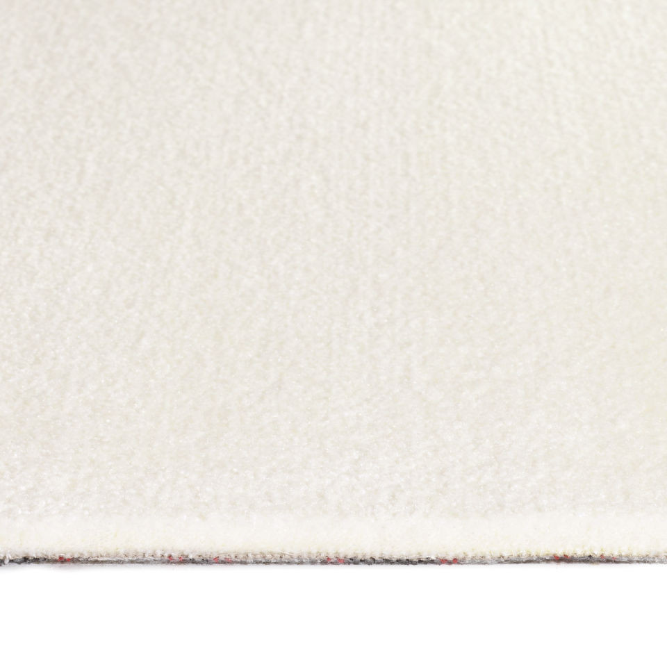 Metrážový koberec SEDUCTION bílý