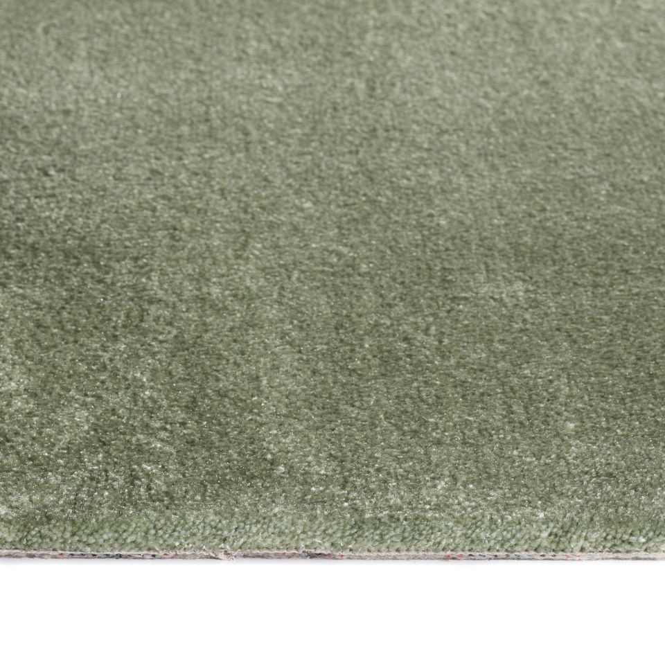 Metrážový koberec SEDUCTION zelený