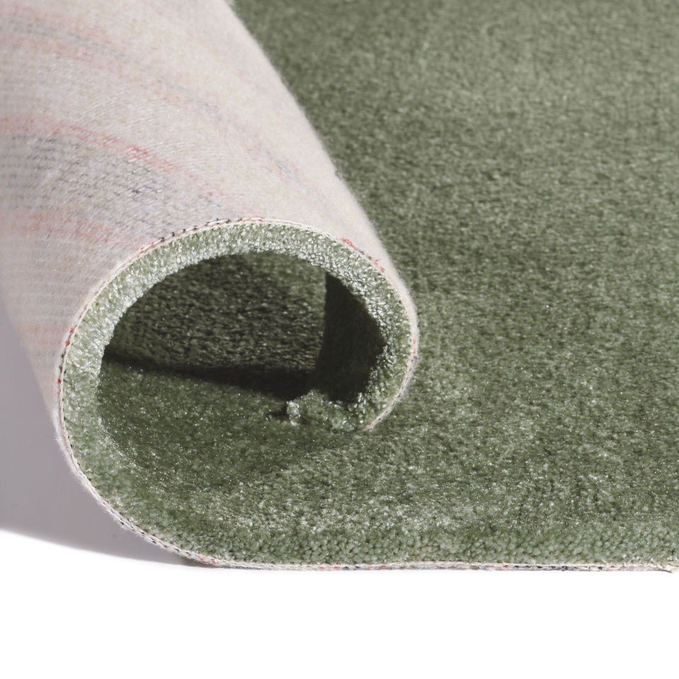 Metrážový koberec SEDUCTION zelený