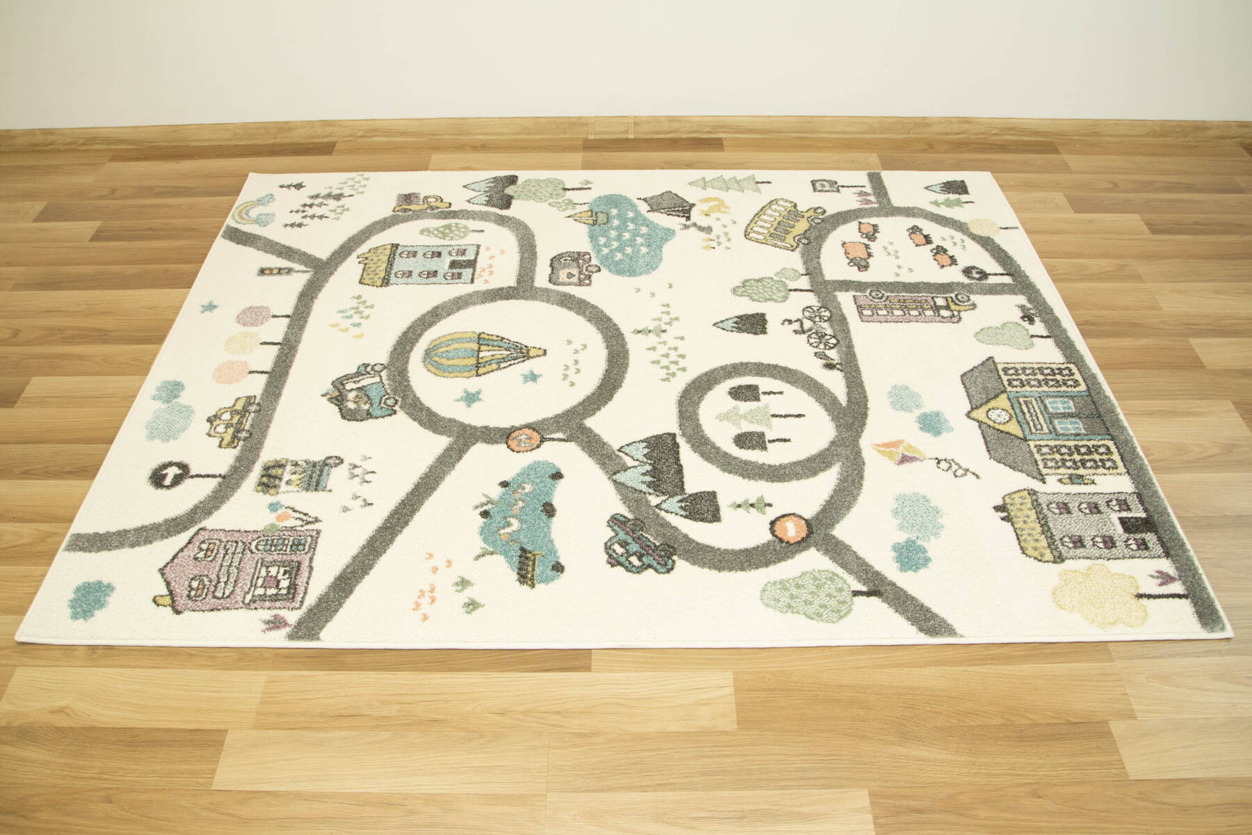 Metrážový koberec Lima 9376A uličky, krémový / světle šedý