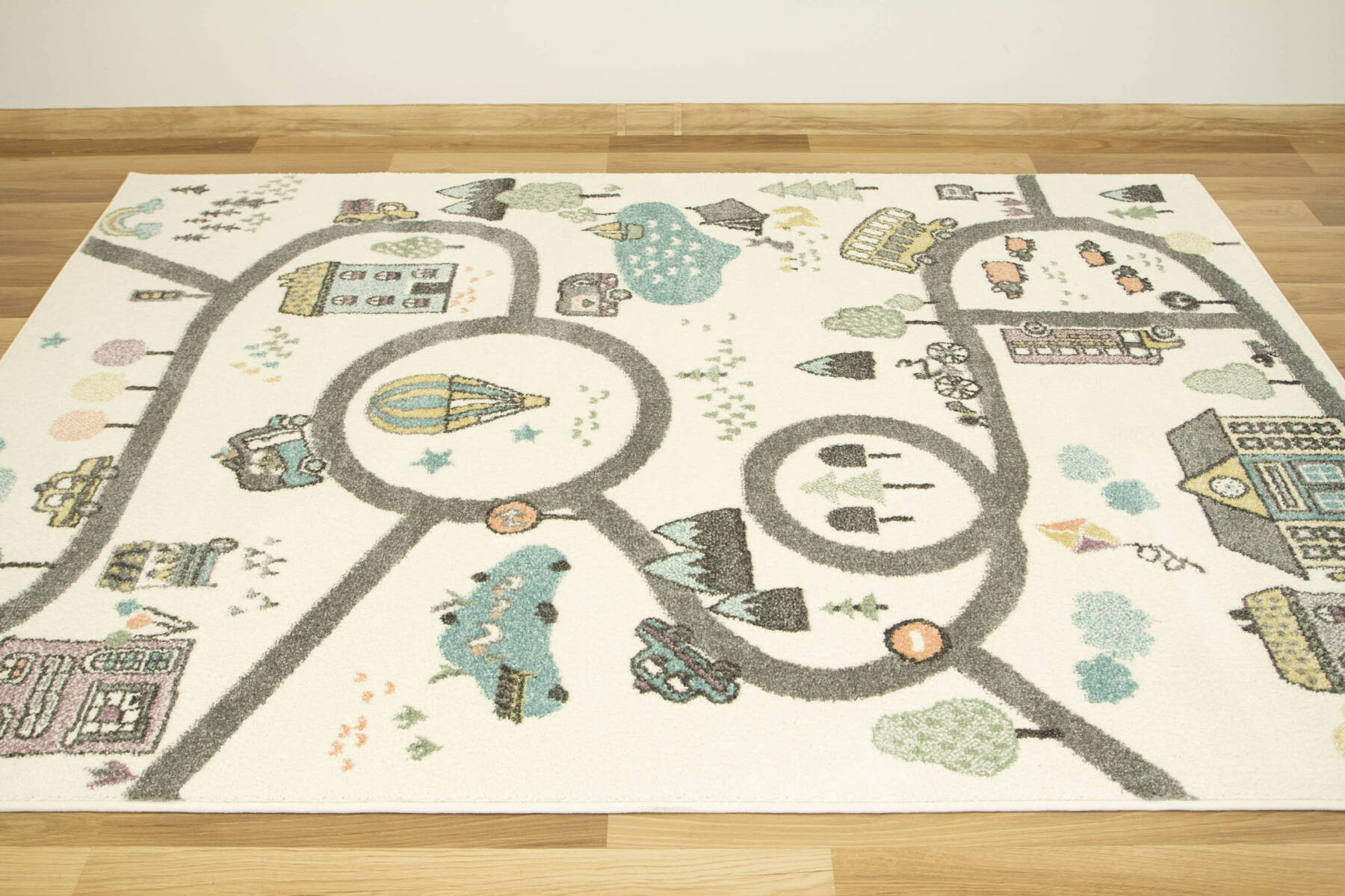 Metrážový koberec Lima 9376A uličky, krémový / světle šedý