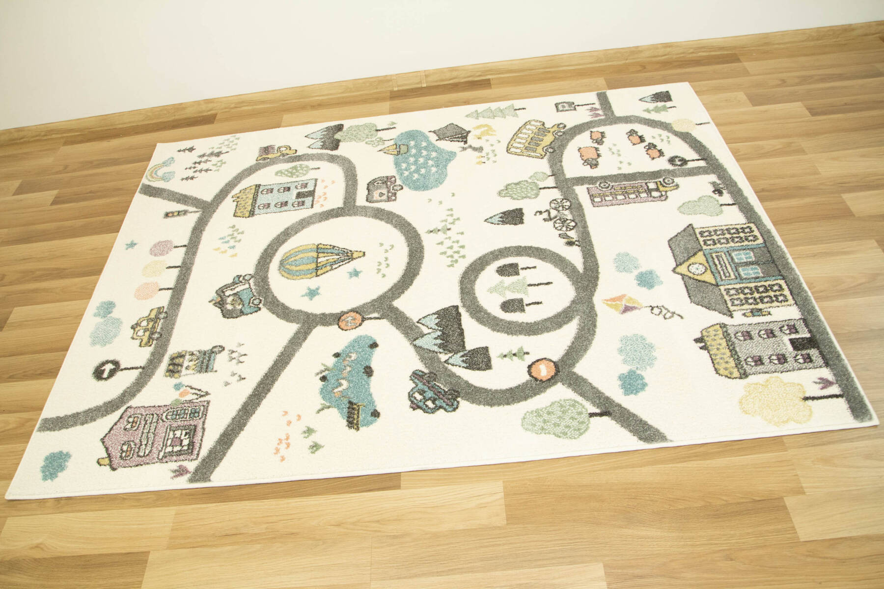 Metrážový koberec Lima 9376A uličky, krémový / světle šedý