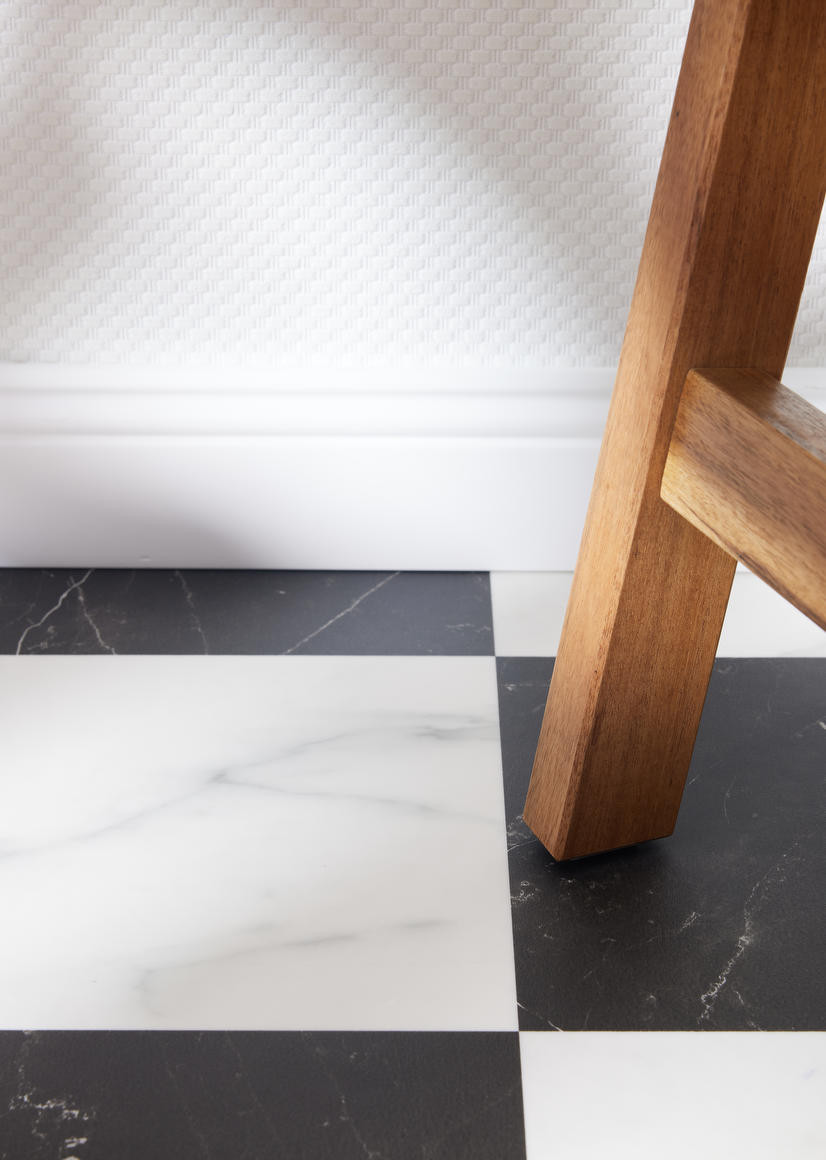 PVC podlaha Tarkett Iconik 240 240019312 Logis Black White