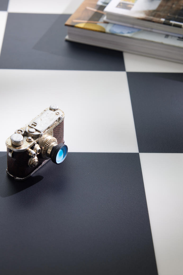 PVC podlaha Tarkett Iconik 240 5827035 Black and White