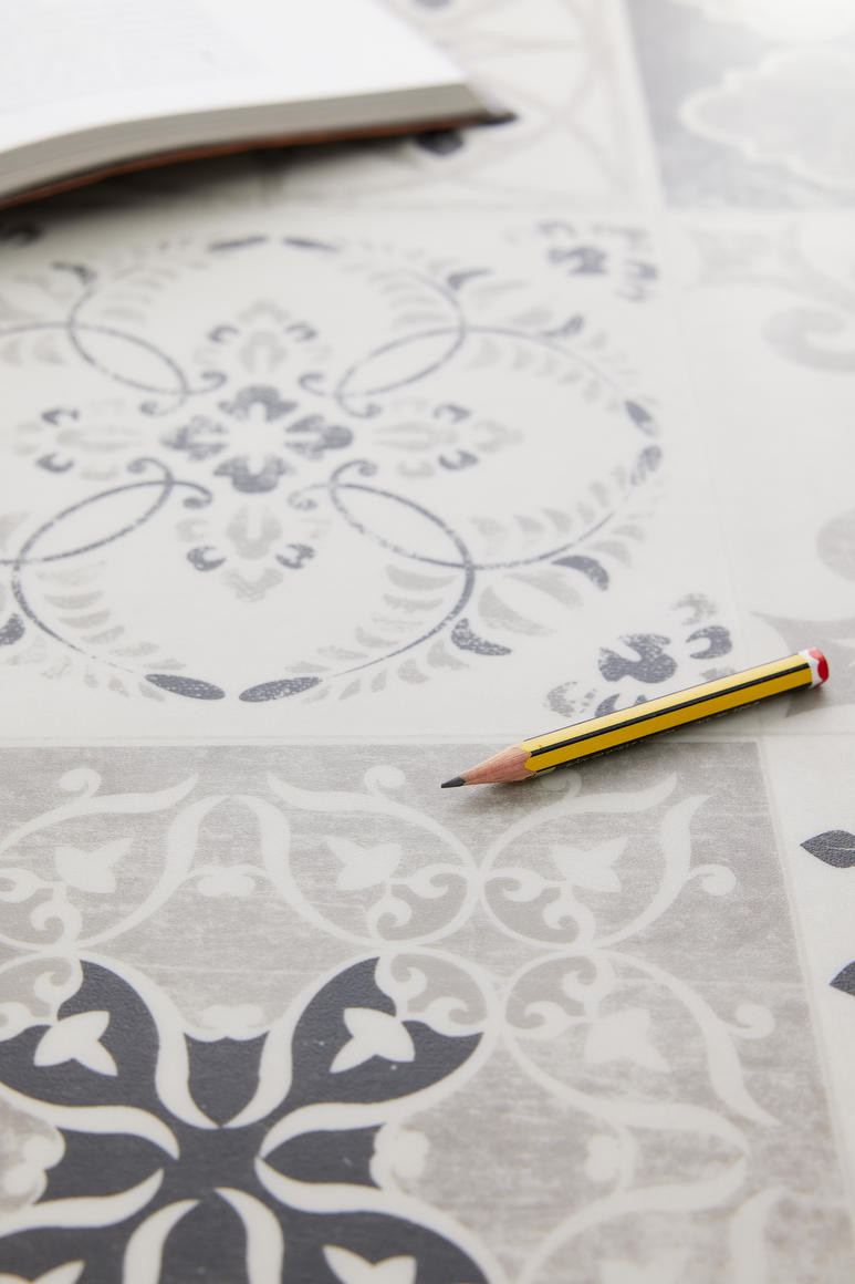 PVC podlaha Tarkett Iconik 240 5829102 Almeria Black