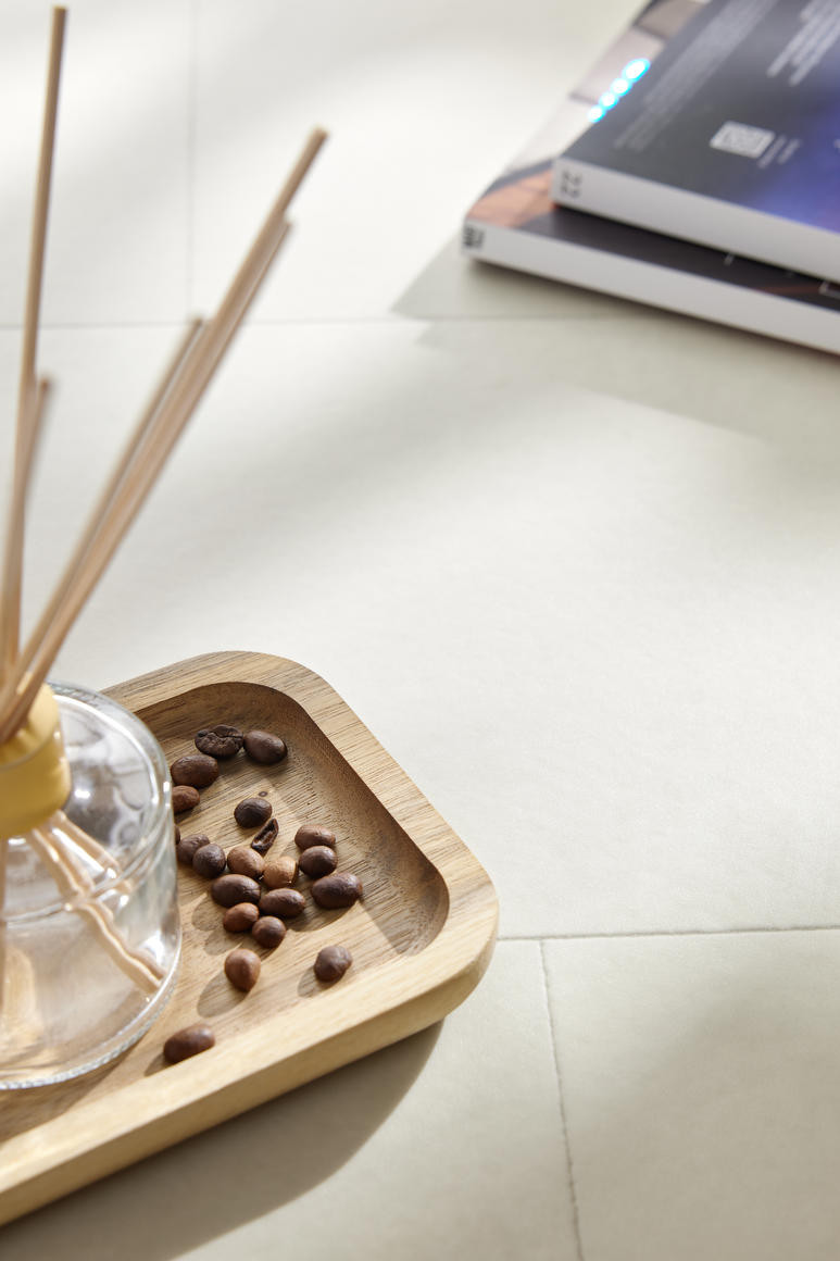 PVC podlaha Tarkett Iconik 450 5335091 Kaolin Light Grey