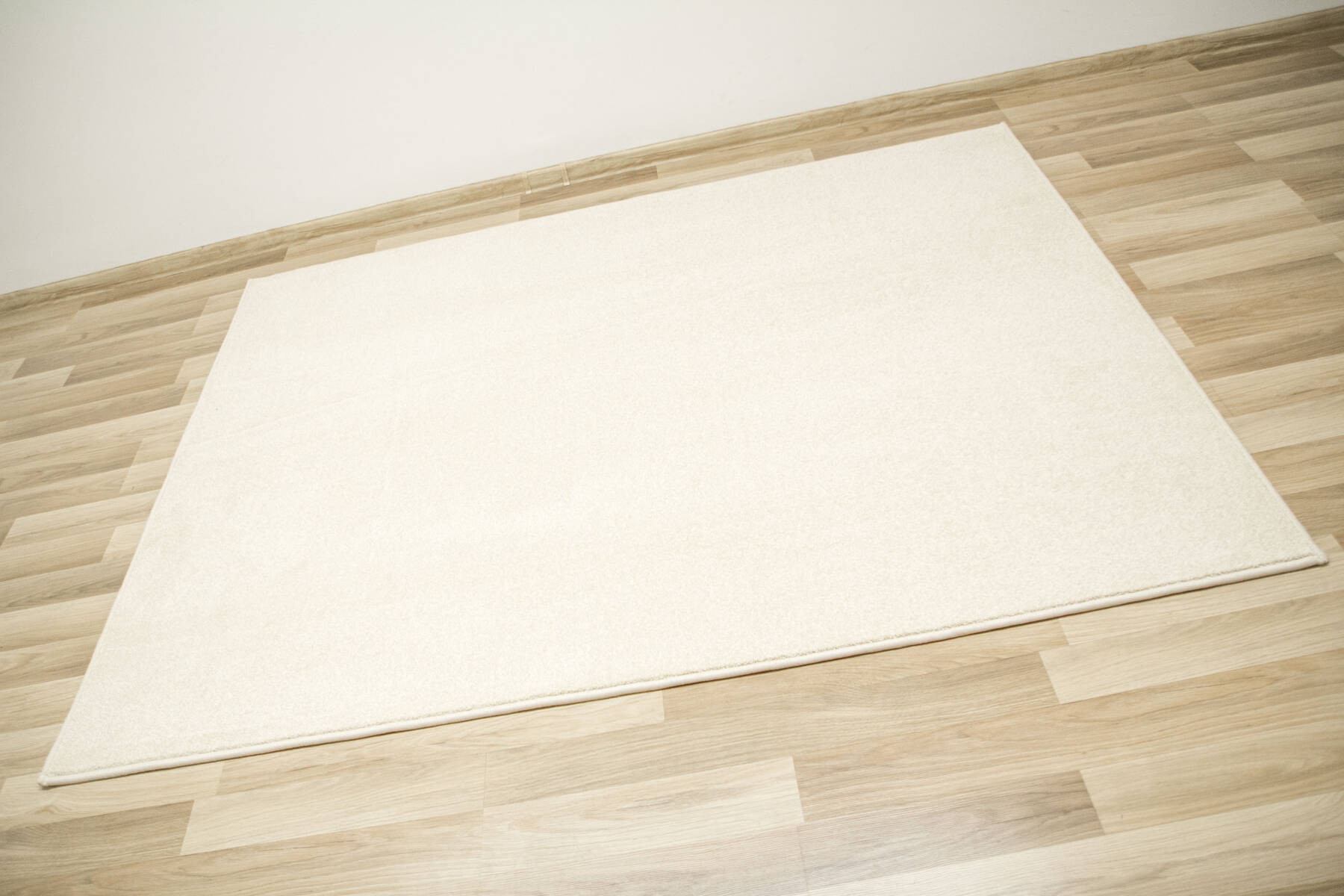 Metrážový koberec Radisson 74 krém