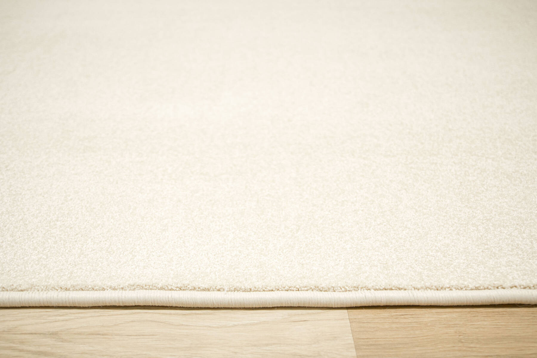 Metrážový koberec Radisson 74 krém