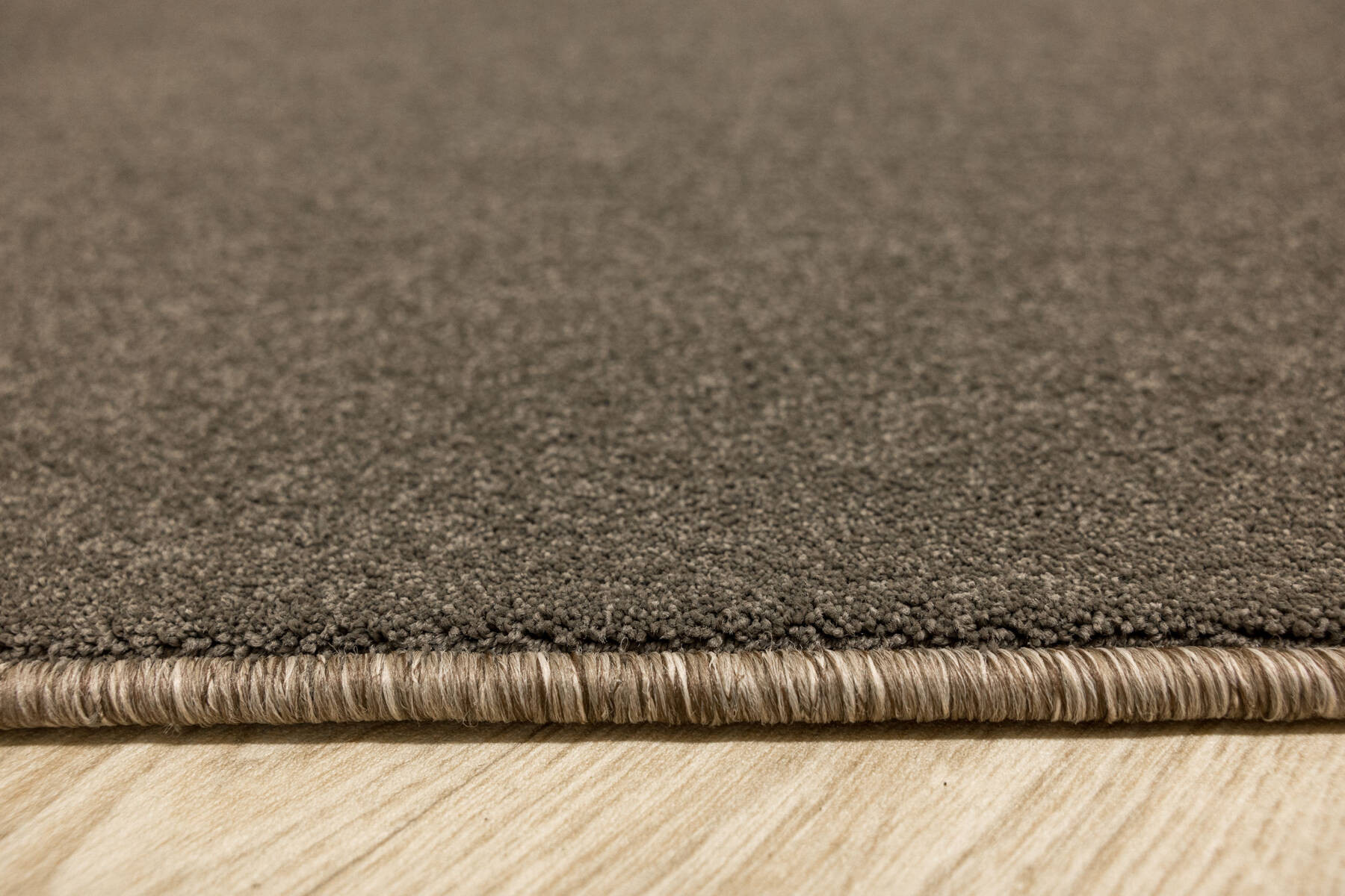 Metrážový koberec Radisson 92 hnědý