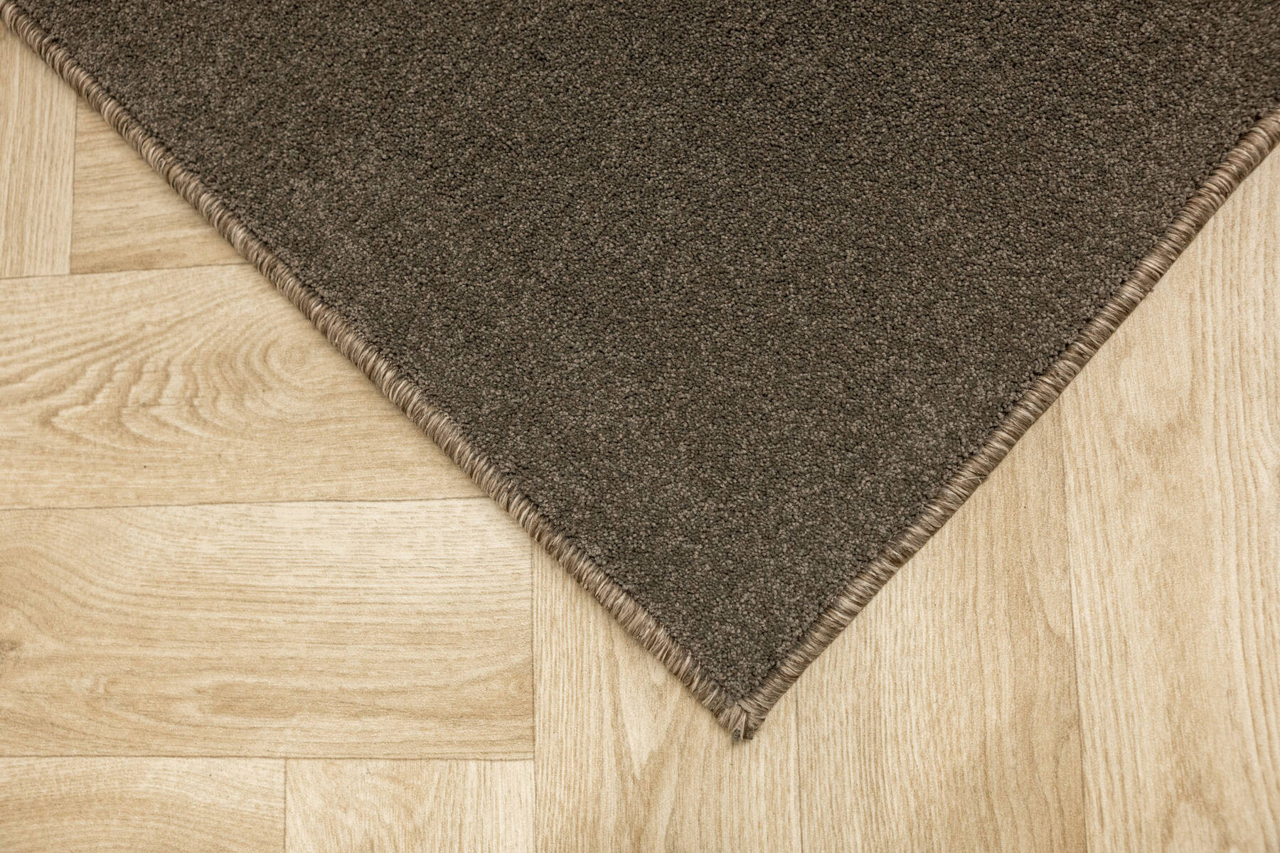 Metrážový koberec Radisson 92 hnědý