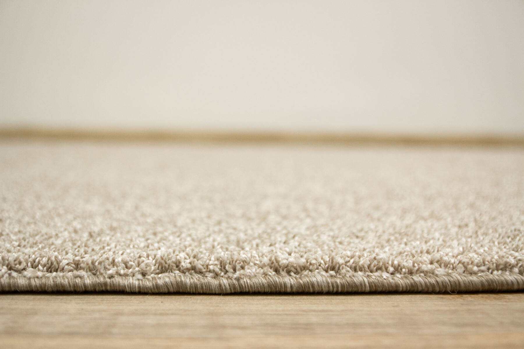 Metrážový koberec Sphinx-special 290 béžový / krémový