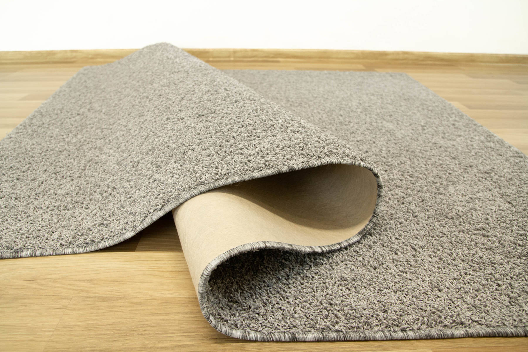 Metrážový koberec Sphinx-special 475 šedý