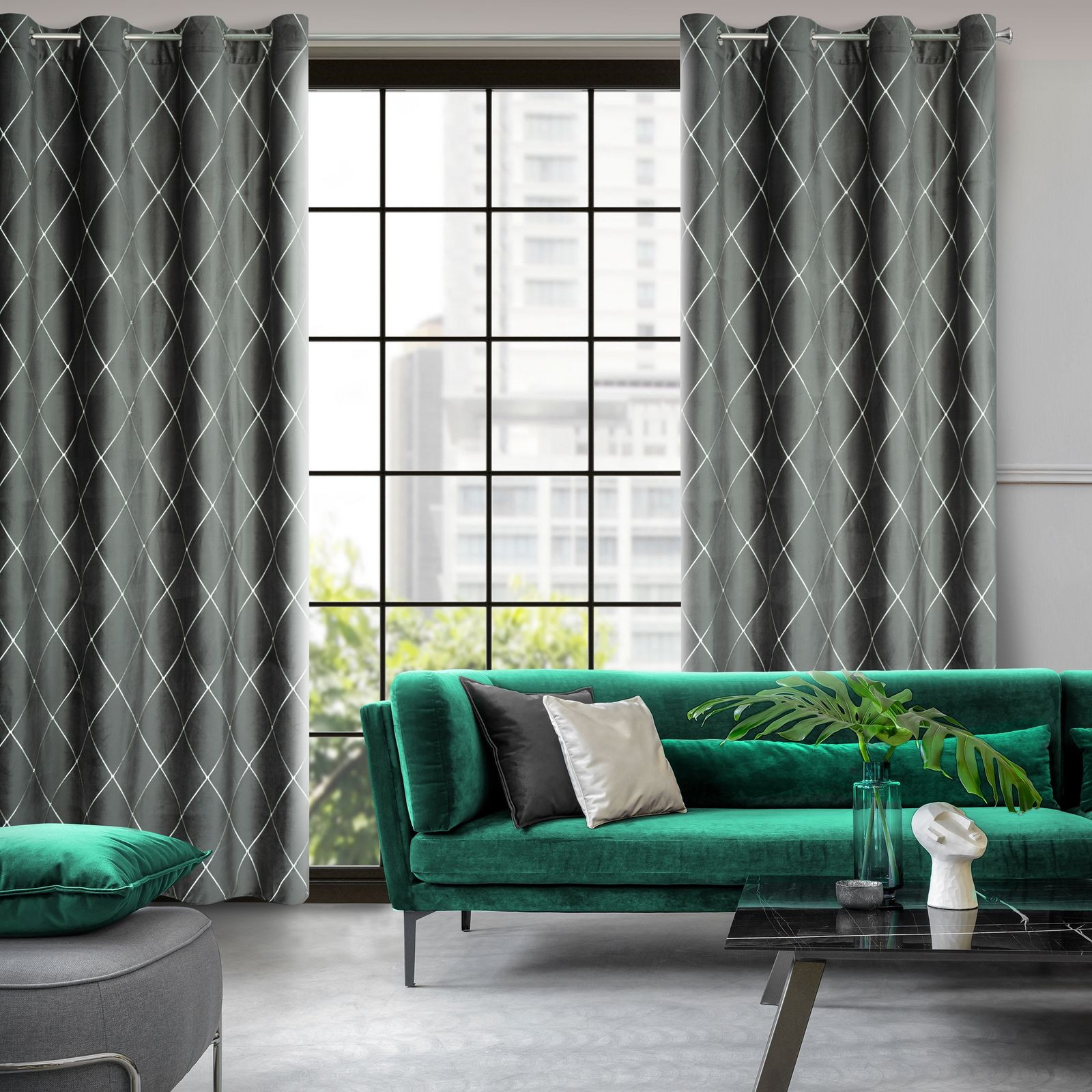 Hotový závěs PIERRE CARDIN MARGO šedý / stříbrný - na průchodkách