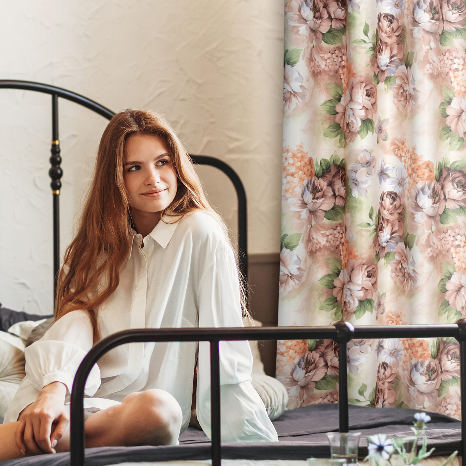 Hotový závěs ALTEA vícebarevný - na průchodkách