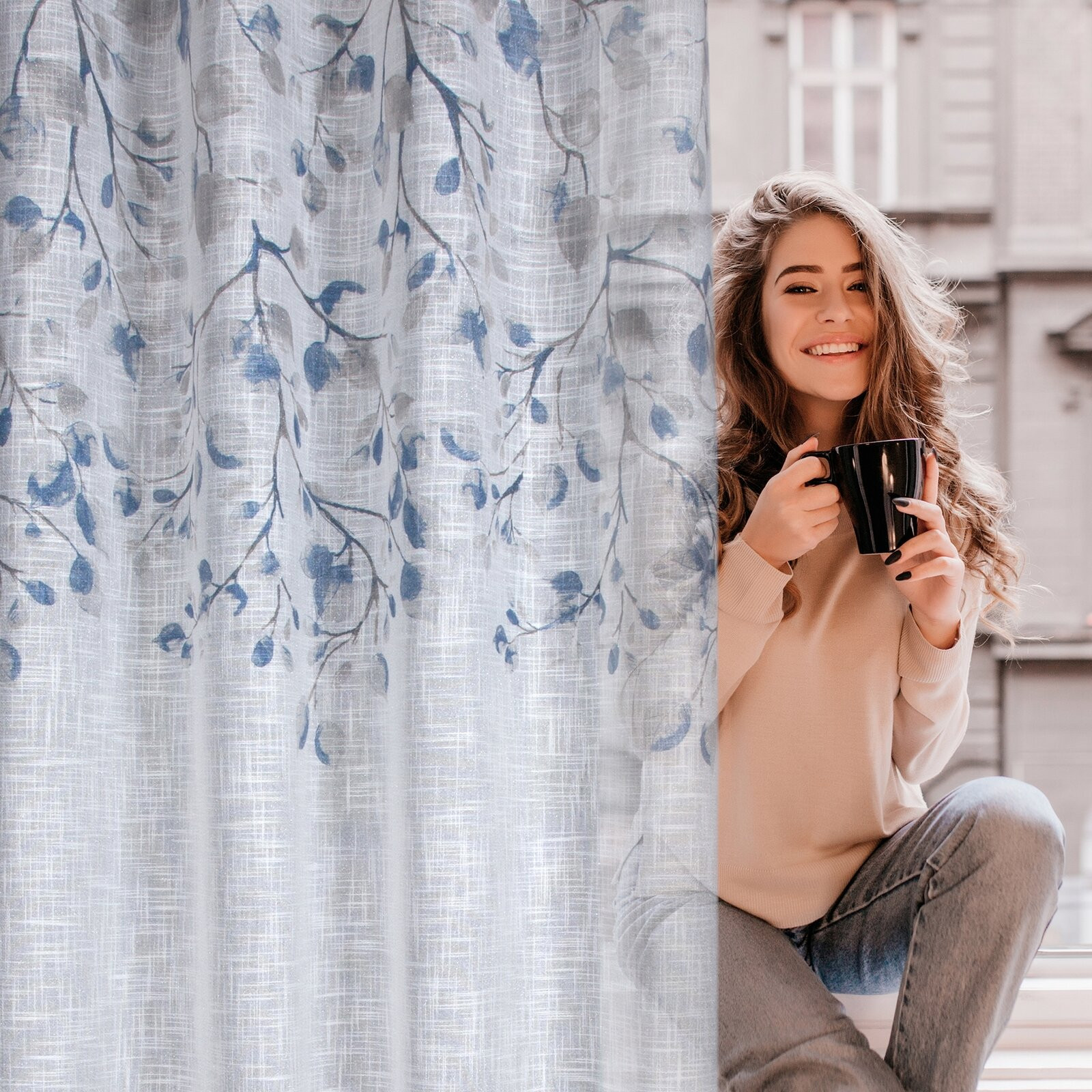 Hotový závěs ANA bílý - na průchodkách