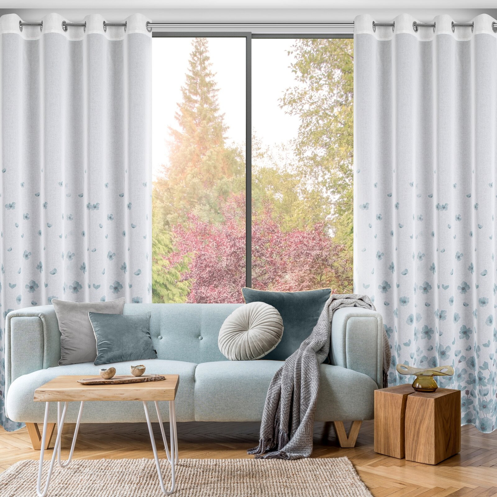 Hotový závěs ANDREA bílý - na průchodkách