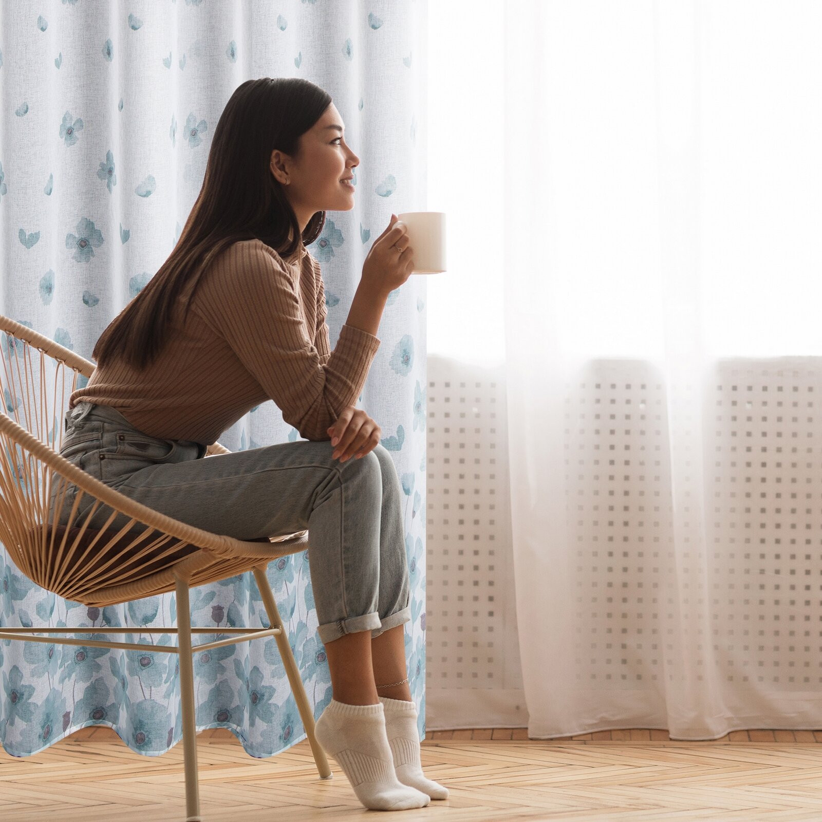 Hotový závěs ANDREA bílý - na průchodkách