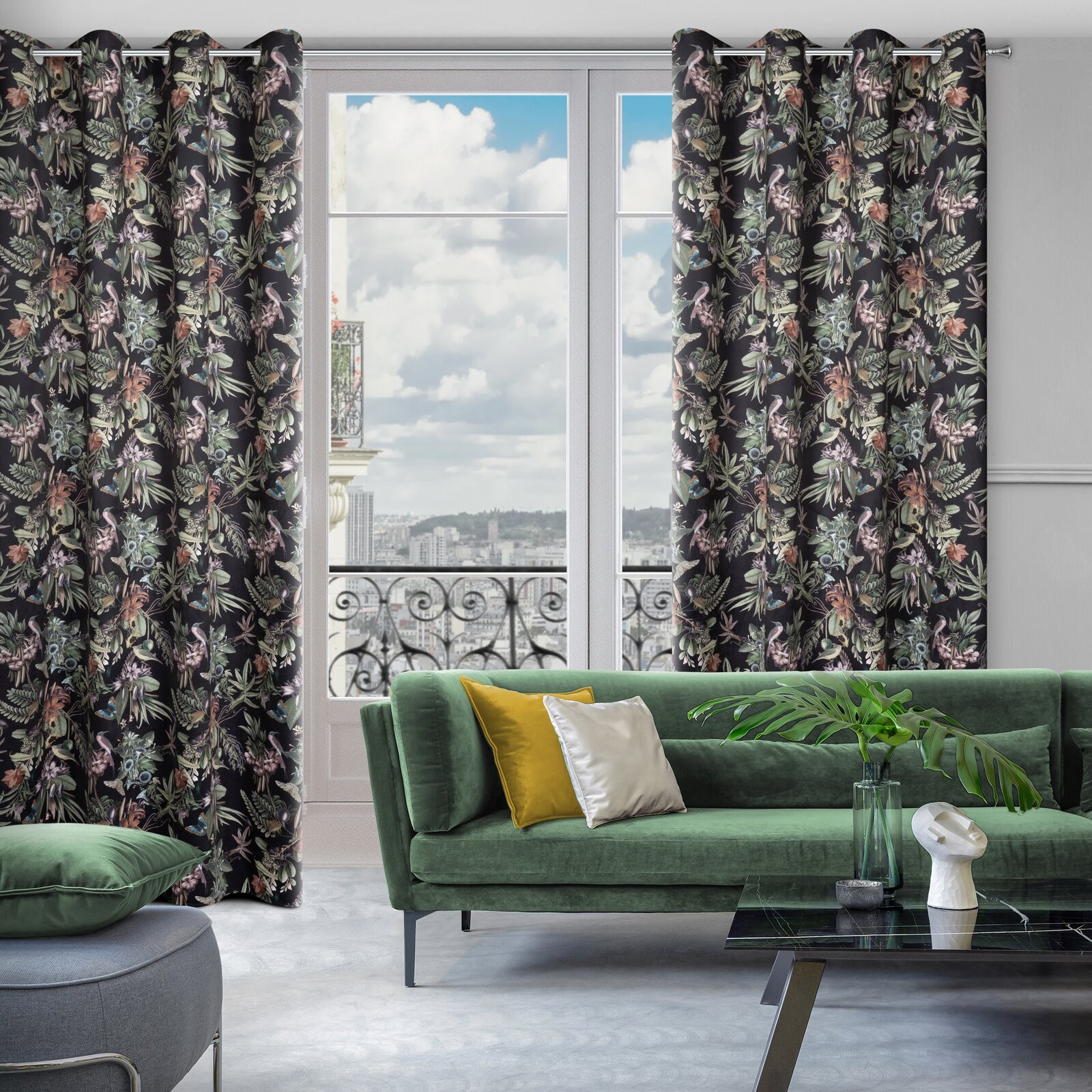 Hotový závěs BECKY černý - na průchodkách