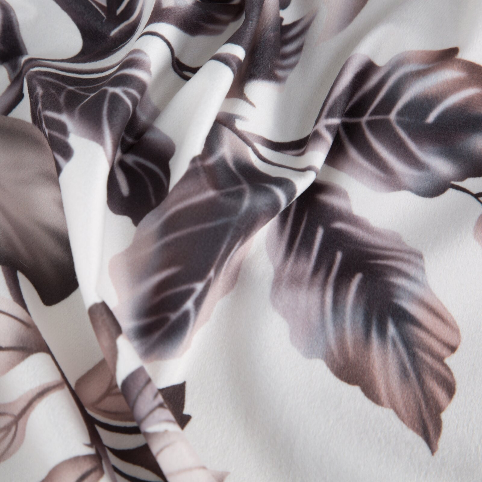 Hotový závěs HANA - na průchodkách