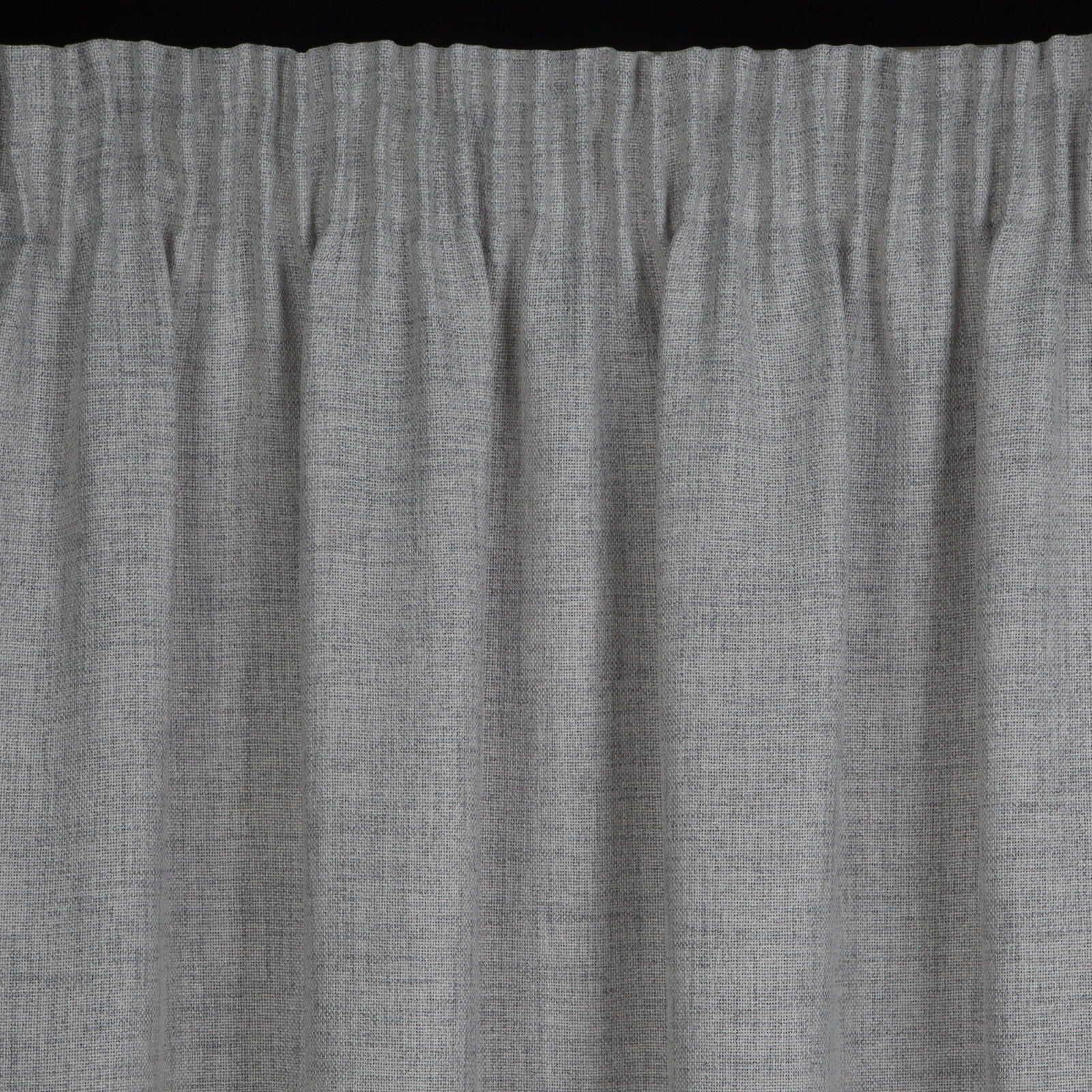 Hotový závěs JULA - na pásce