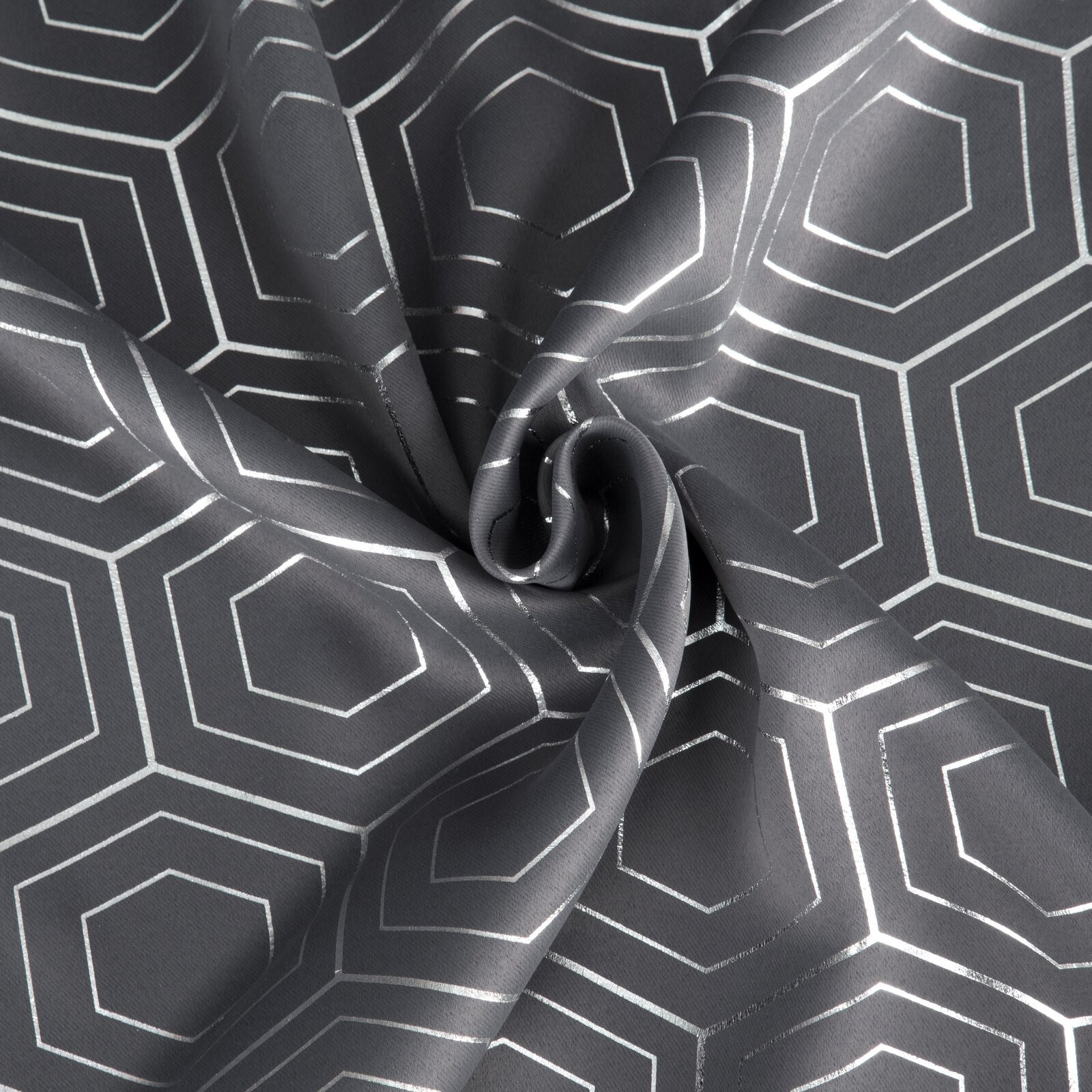 Hotový závěs KAJA grafitový - na průchodkách